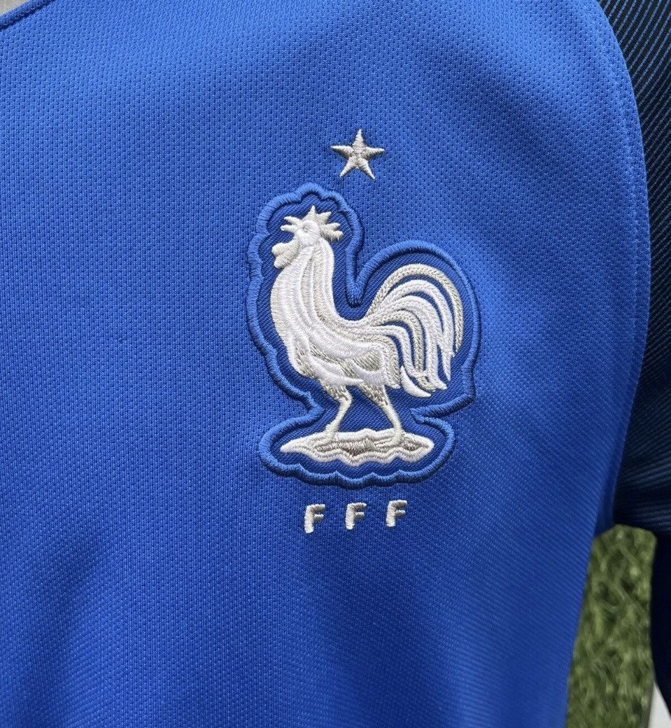 Nike Jersey team french pogba Size US M / EU 48-50 / 2 - 8 Thumbnail