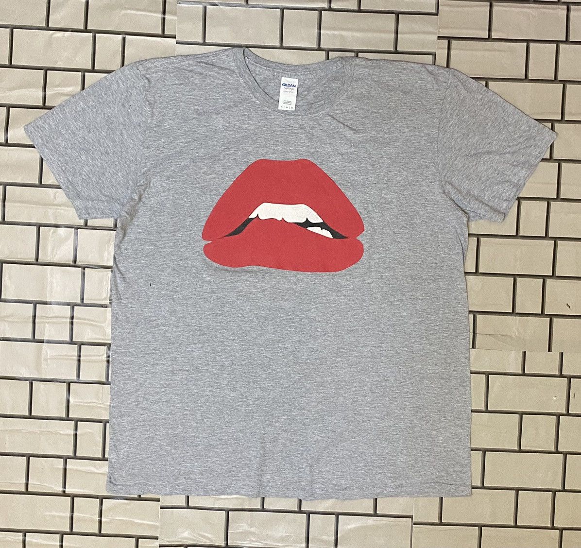 Designer × Other Lips kisses mouth Size US XL / EU 56 / 4 - 1 Thumbnail