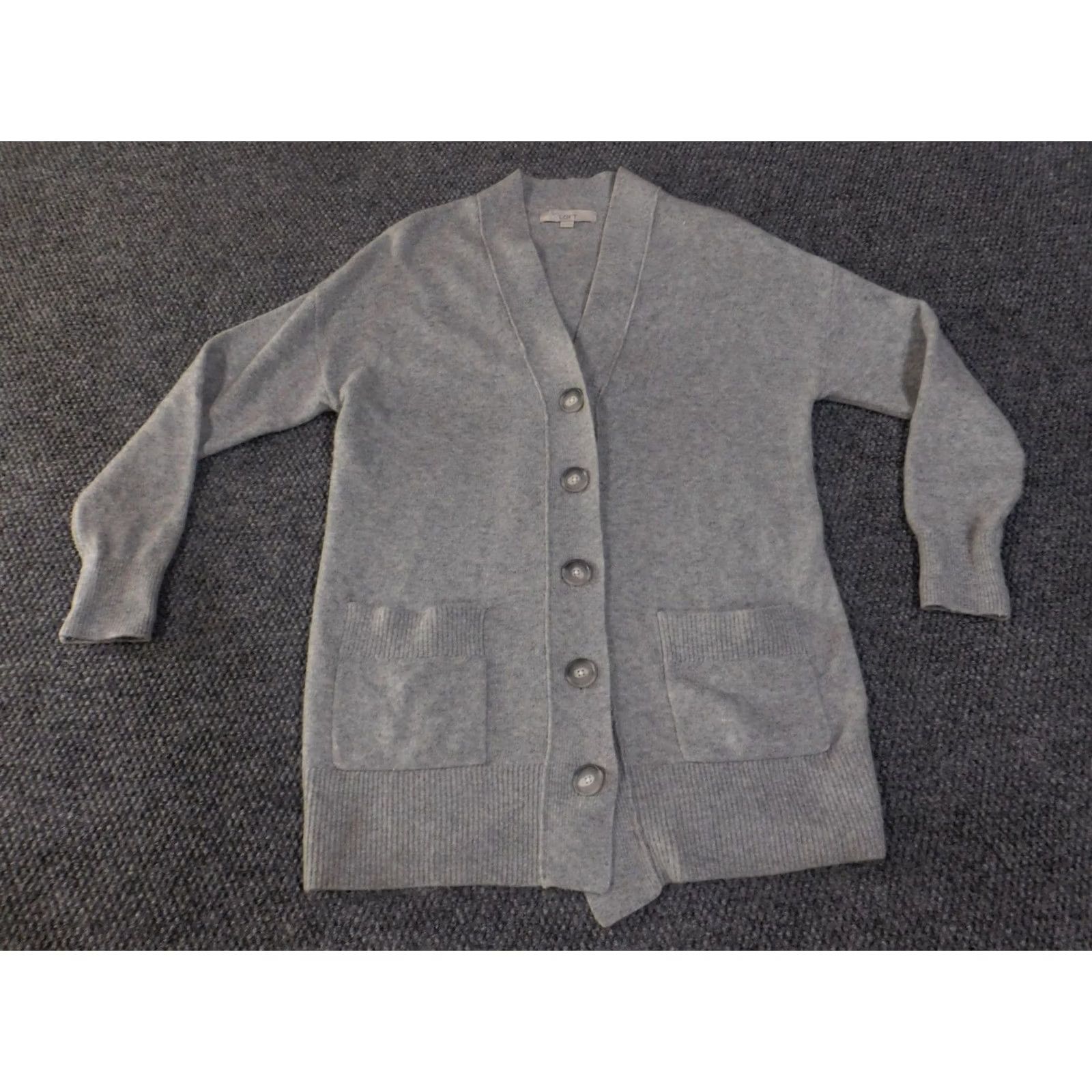 Loft LOFT Ann Taylor Cardigan Sweater Womens XS Gray V-Neck Button Front Pockets Ribbed Knit Shirt Size XS / US 0-2 / IT 36-38 - 2 Thumbnail