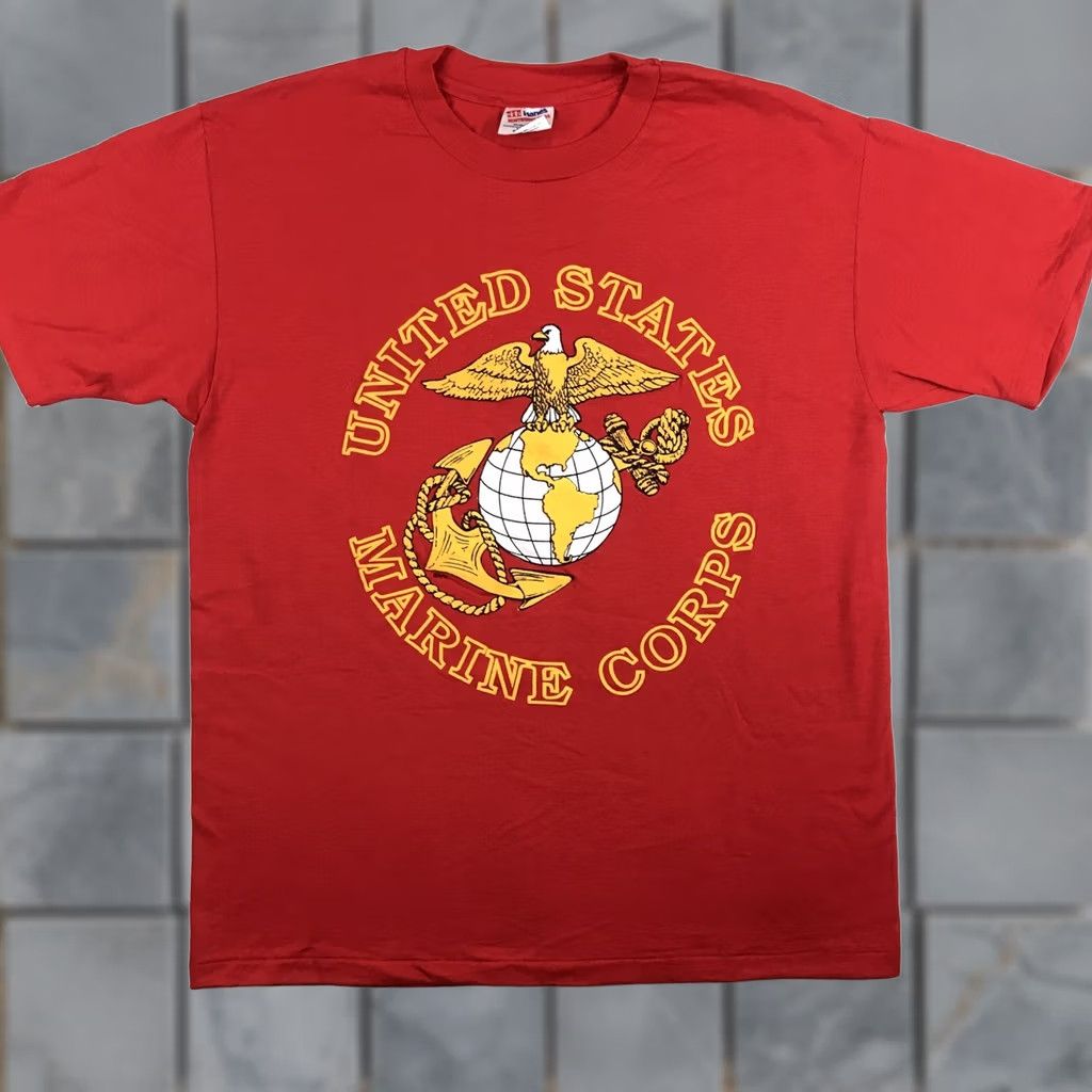 Hanes VINTAGE US MARINE CORPS T-Shirt M Men Red Hanes 80s 90s Deadstock Vintage Military Crew Neck Short Sleeve Medium Shirt WomensMens BoysGirls Size US M / EU 48-50 / 2 - 1 Thumbnail