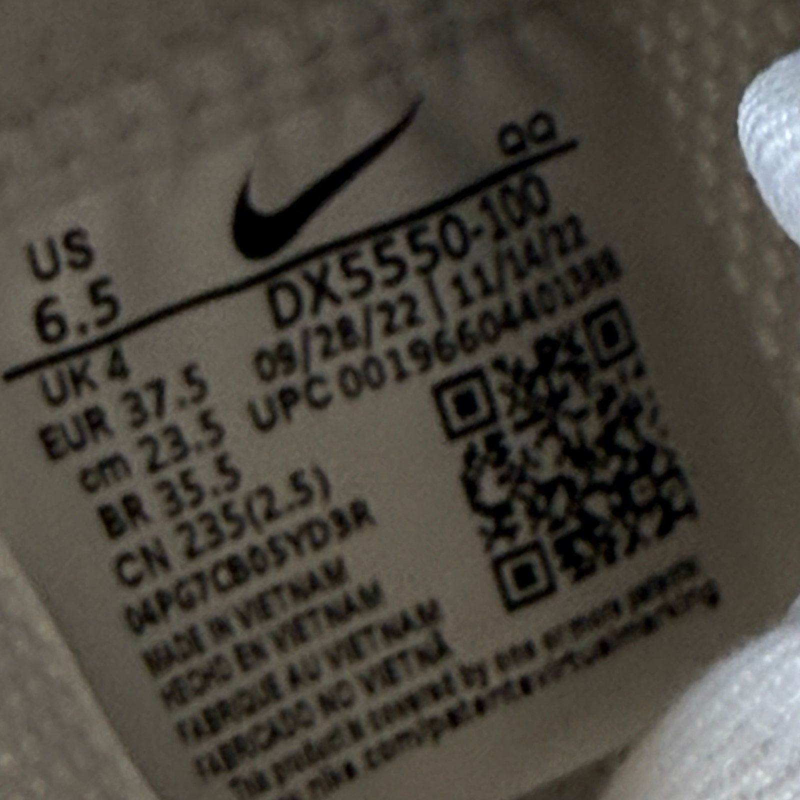 Nike Nike Blazer Mid '77 DX5550-100 White/Sail Size 6.5 Women Size US 6.5 / IT 36.5 - 7 Thumbnail