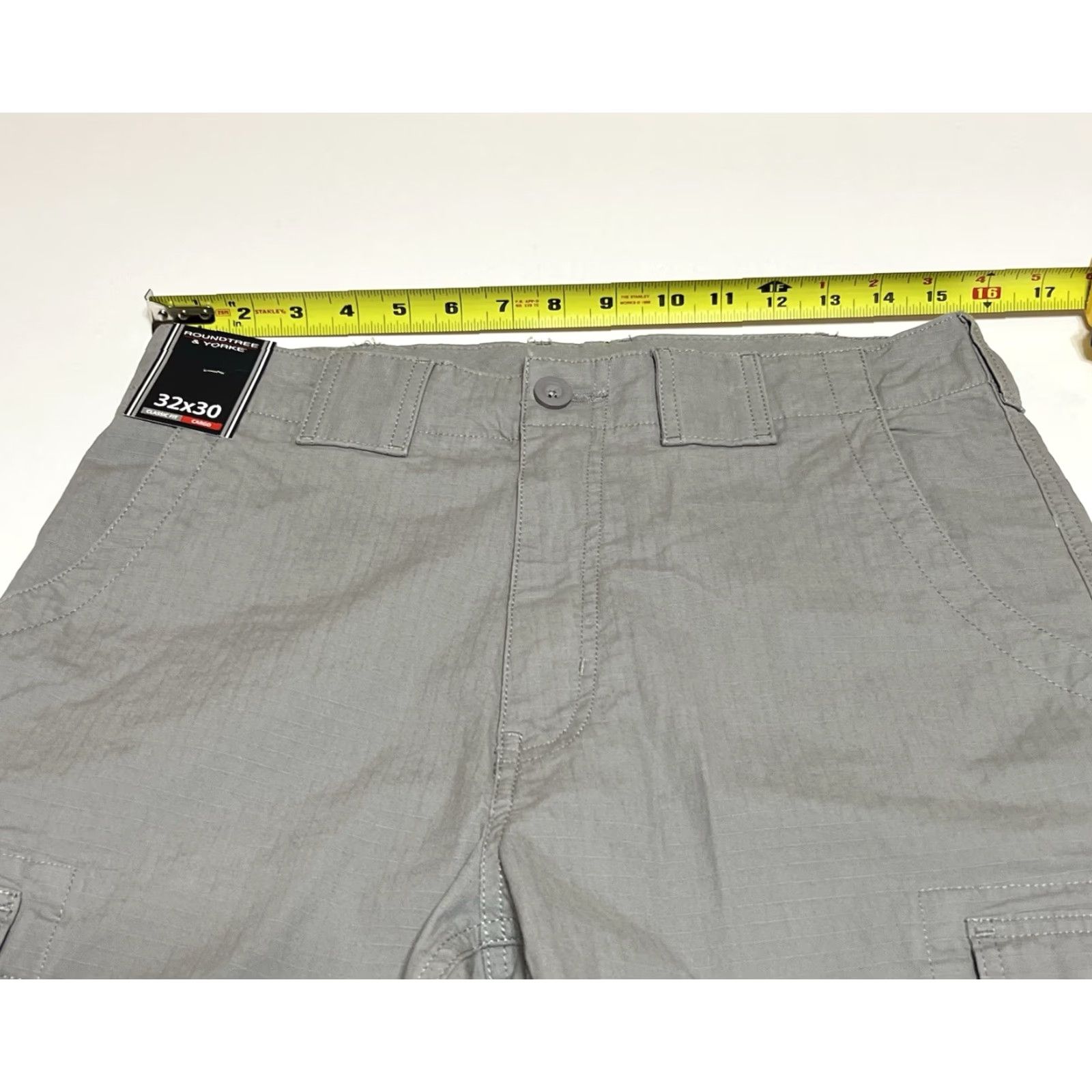 Roundtree & Yorke Roundtree & Yorke Pants Men 32x29 Gray Classic Fit Cargo Straight Flat Front 32x29 Regular Mens Size US 29 - 3 Thumbnail