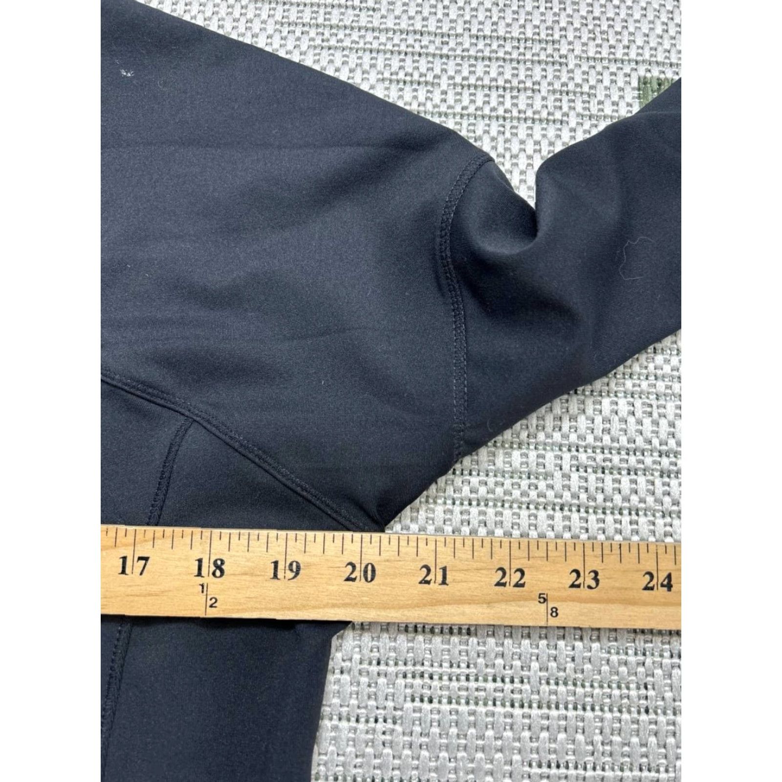 Lululemon Lululemon Shirt Womens Large Black Running Pullover Size L / US 10 / IT 46 - 7 Thumbnail
