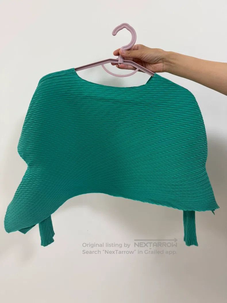 Issey Miyake Main Line Fish Scale Top