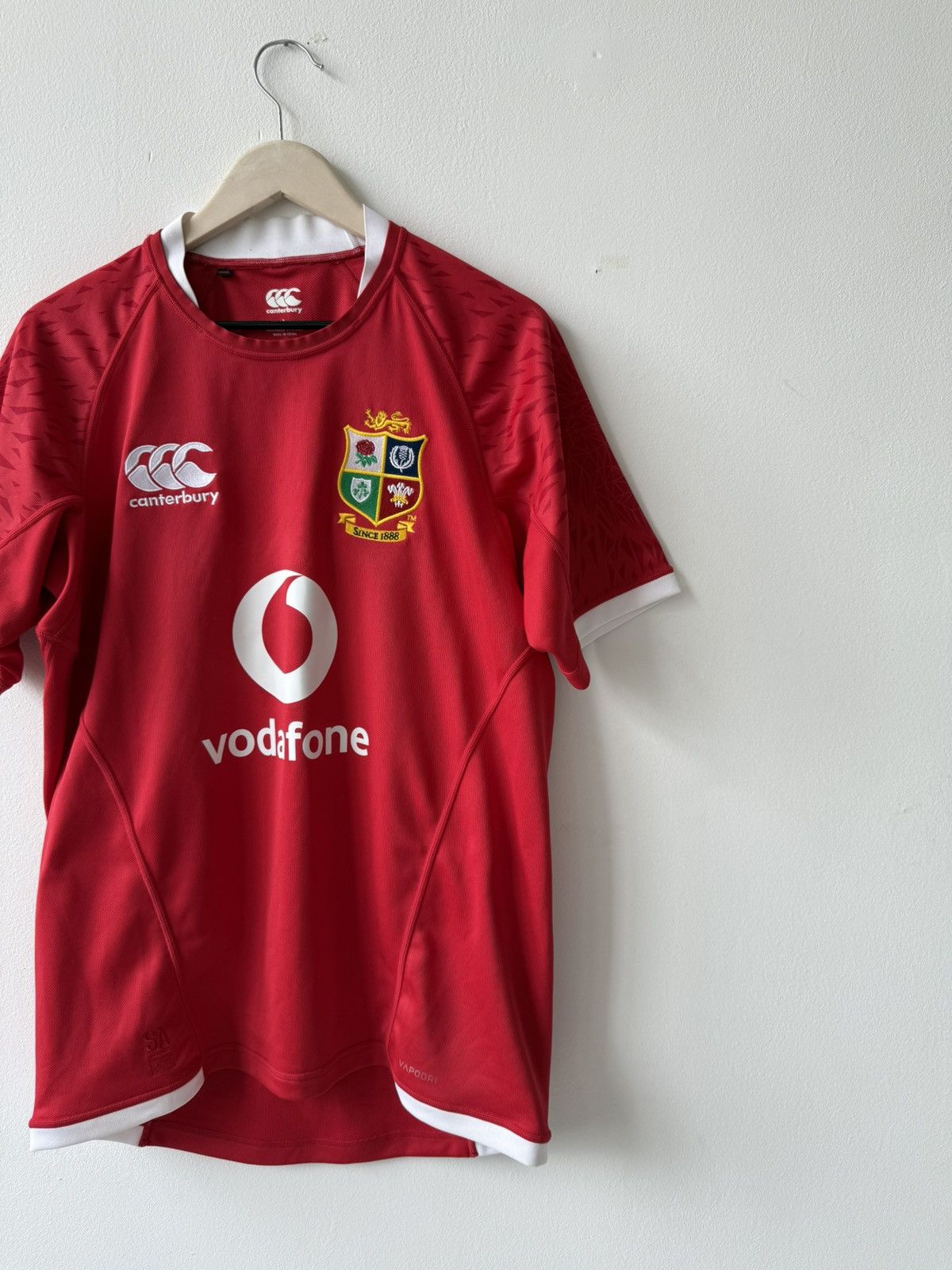 Canterbury of New Zealand Canterbury Vodafone British Lions Rugby 2021 Jersey Size US L / EU 52-54 / 3 - 3 Thumbnail