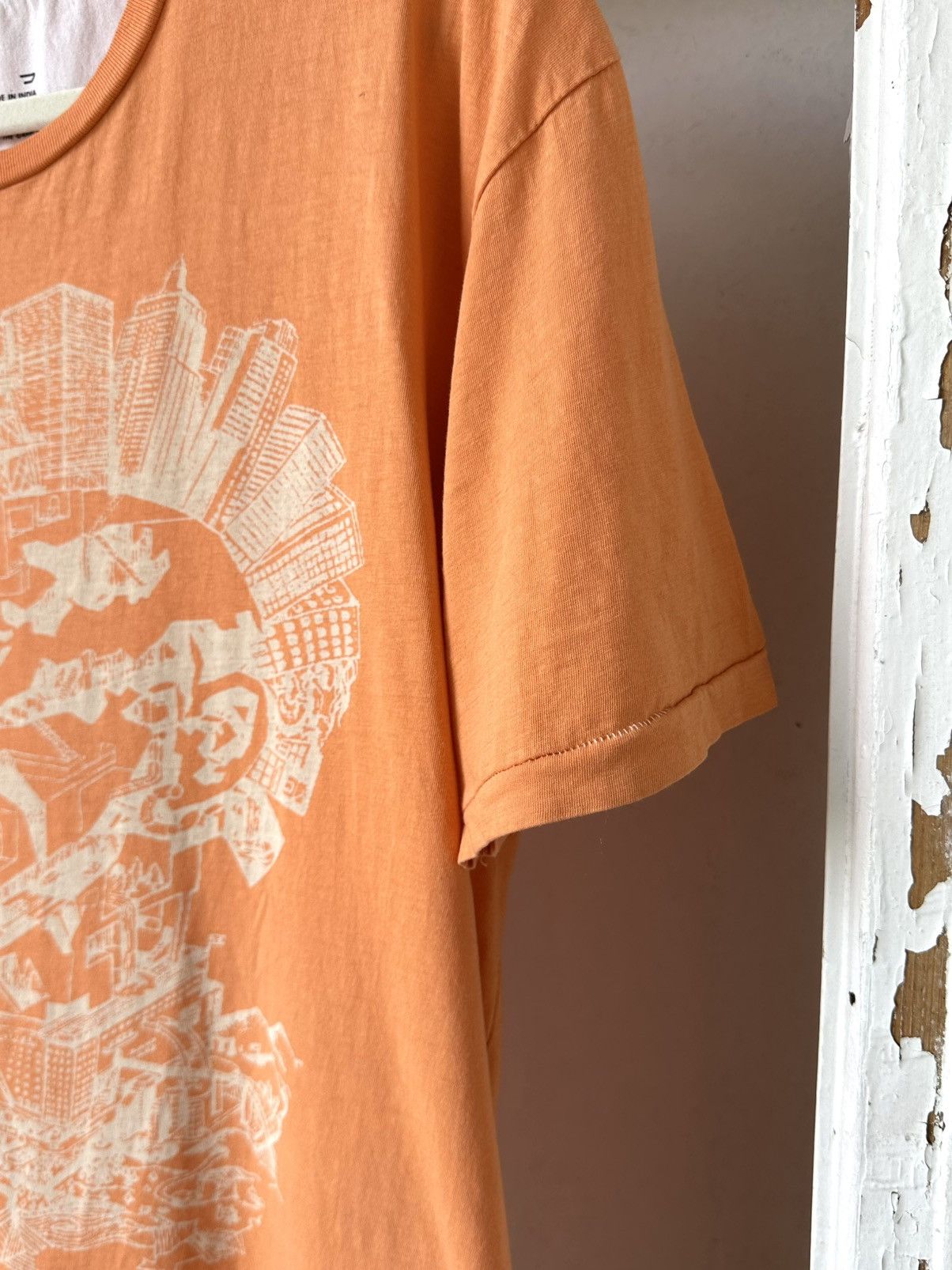 Diesel Vintage Diesel Printed Orange T-shirt Size US L / EU 52-54 / 3 - 3 Thumbnail