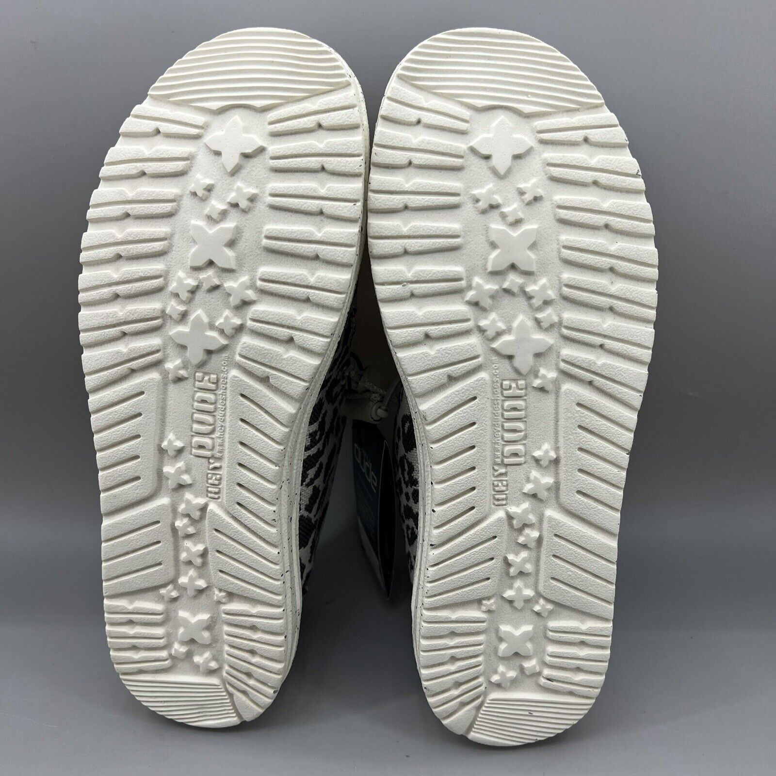Other Hey Dude Wendy Woven Cheetah Women Size 9 Gray Slip On Size US 9 / IT 39 - 7 Thumbnail