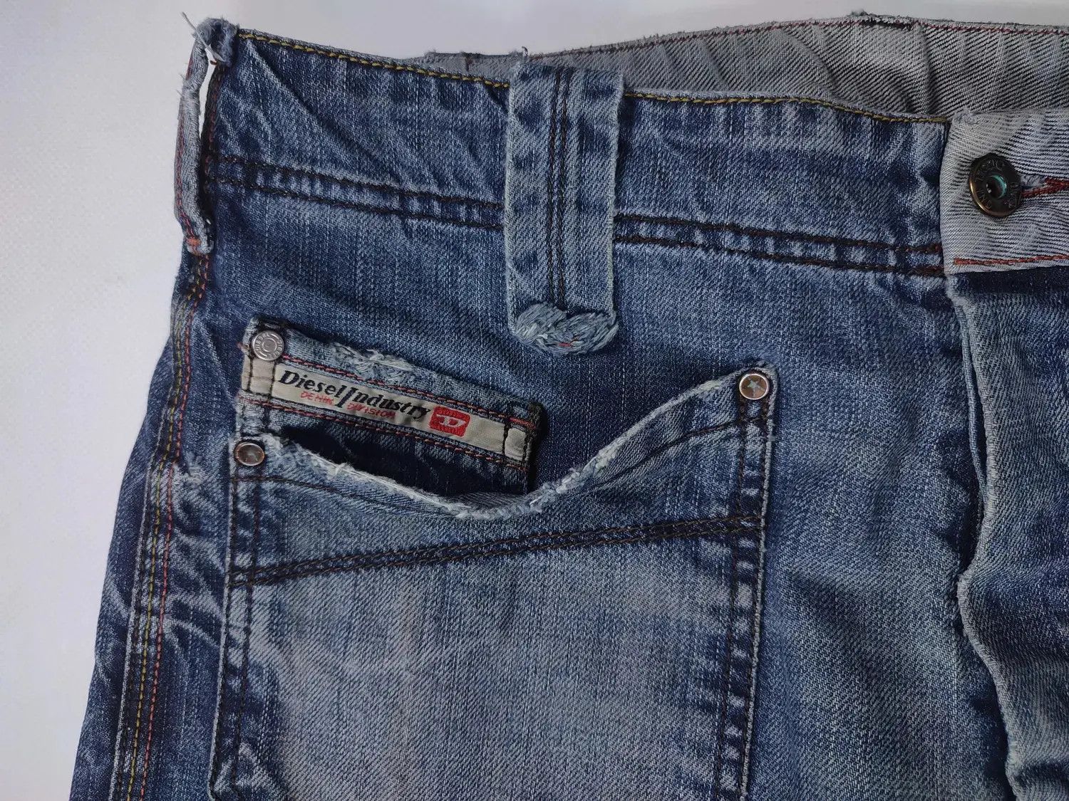 Diesel × Vintage Diesel Moorix Washed Straight Damaged Denim Pants Size US 30 / EU 46 - 11 Thumbnail