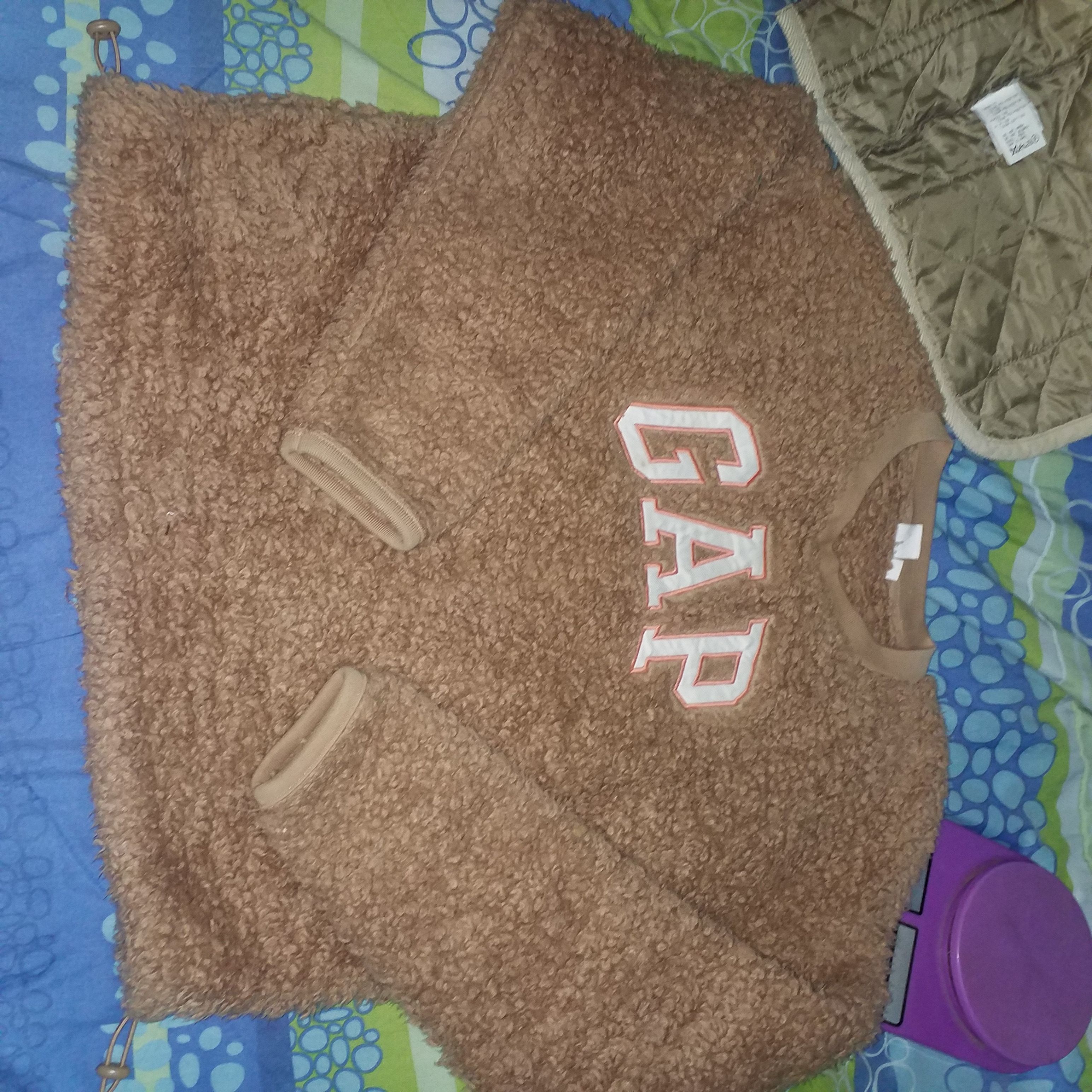 image of Gap Fur Polyster Big Logo in Brown, Women's (Size Large)