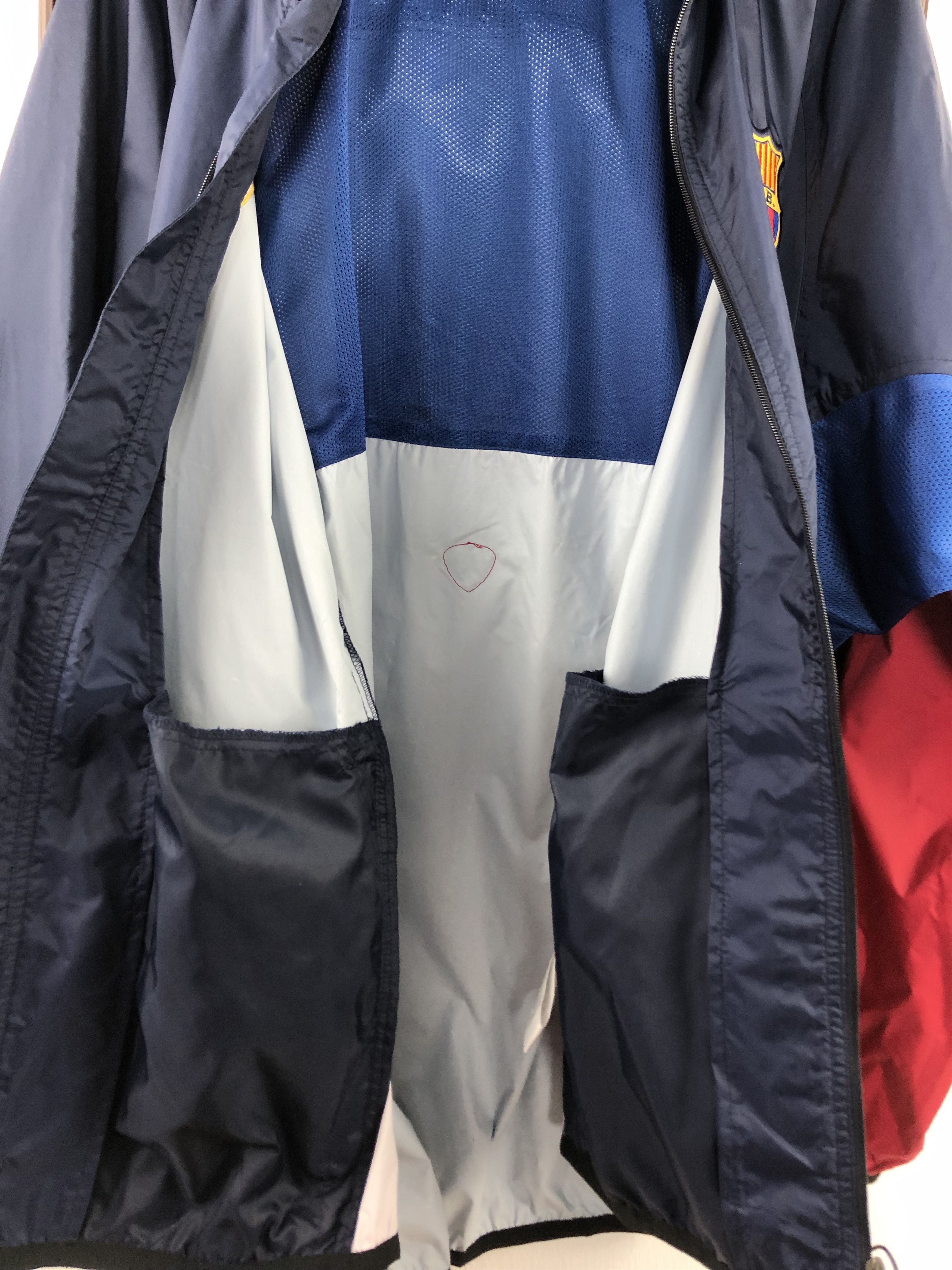 Vintage Vintage Barcelona Football Jacket Soccer Windbreaker Track Size US XL / EU 56 / 4 - 10 Thumbnail