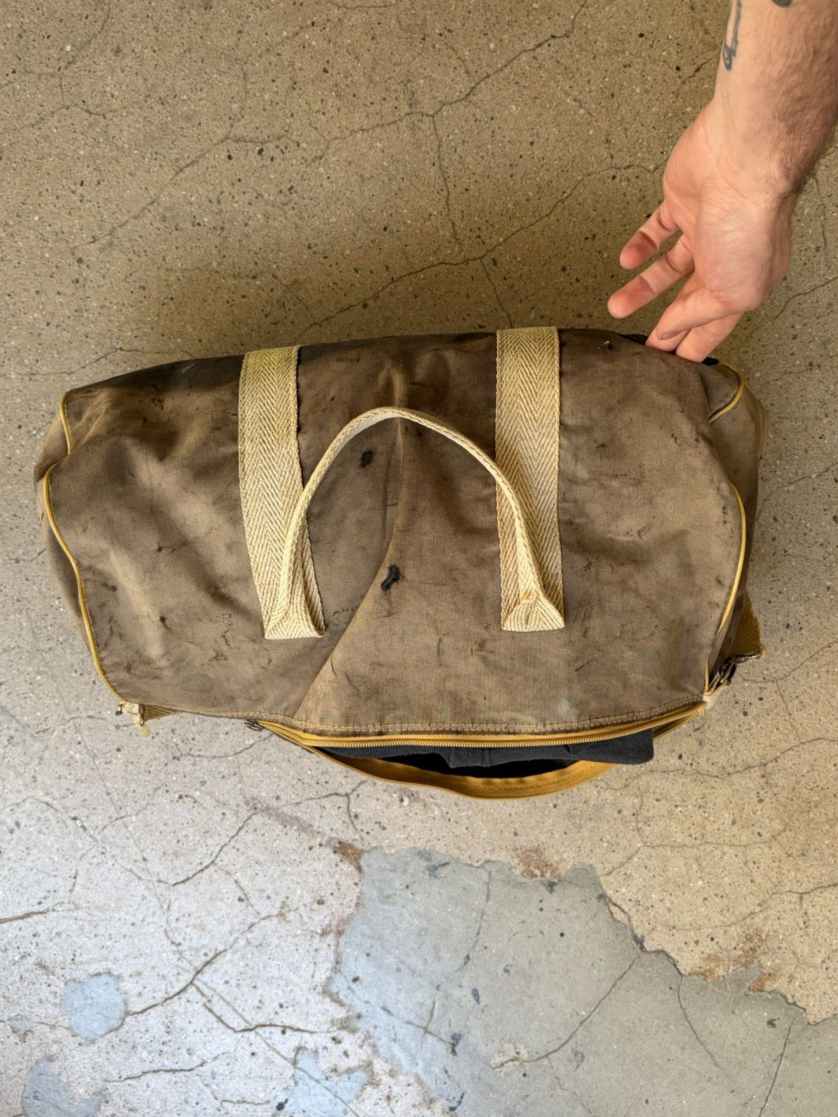 Vintage Thrashed Vintage Canvas Duffle Bag Size ONE SIZE - 2 Thumbnail
