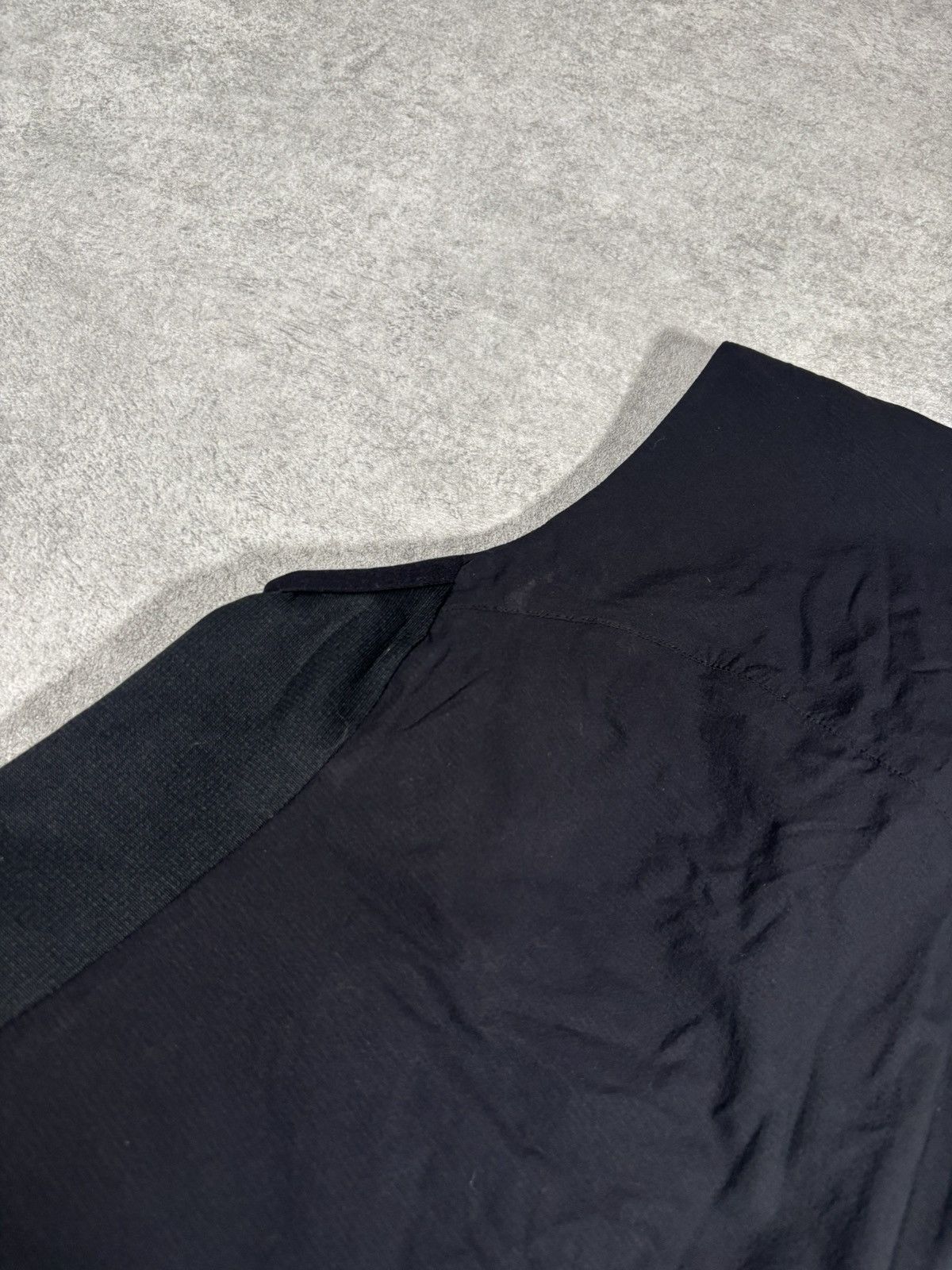 Arc'teryx Arcteryx vest gorpcore Arc'teryx Women's Vest, Black XL Size US M / EU 48-50 / 2 - 11 Thumbnail