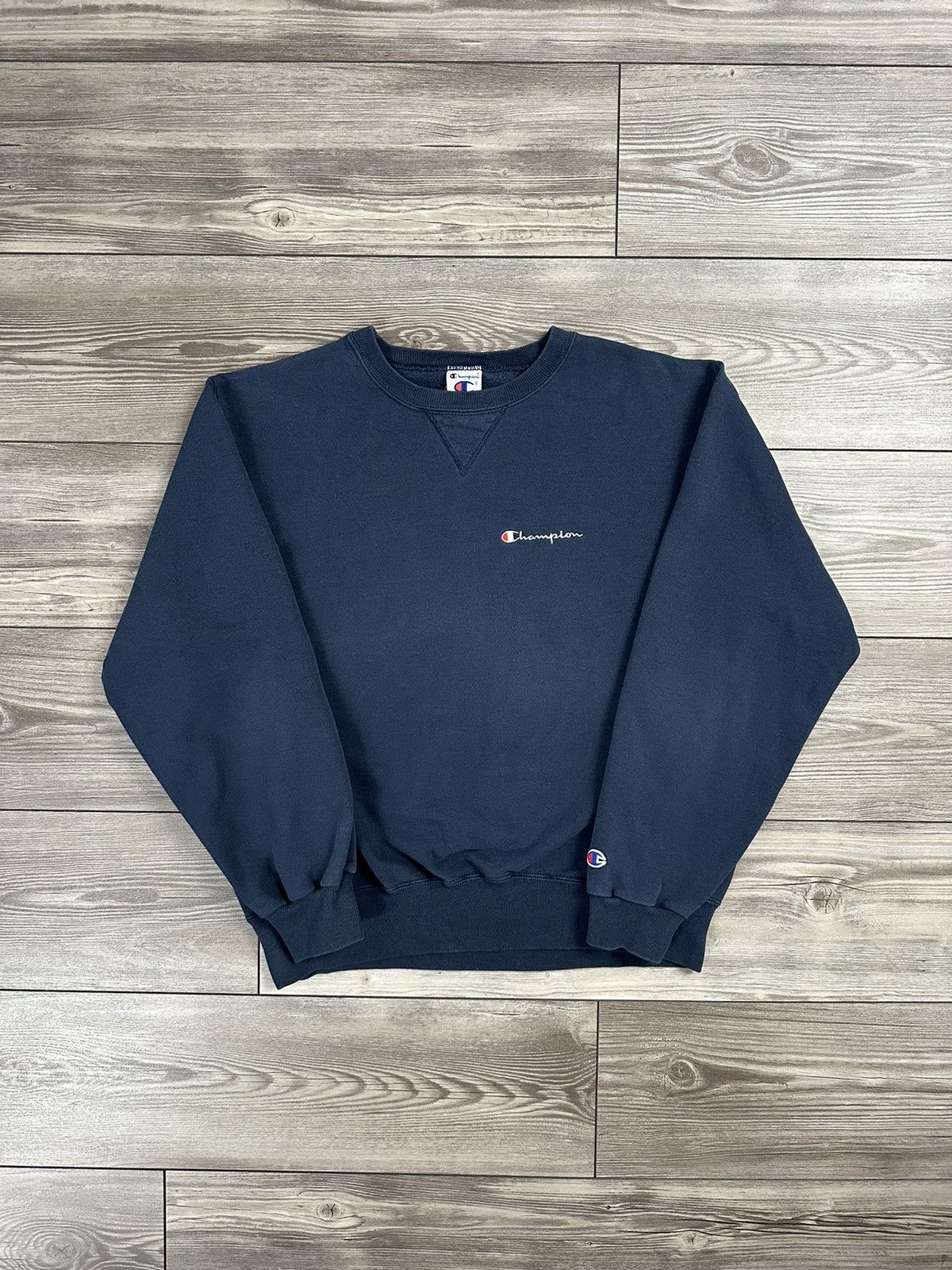 Champion × Vintage Vintage 90’s Champion Script Crewneck Size US L / EU 52-54 / 3 - 1 Thumbnail