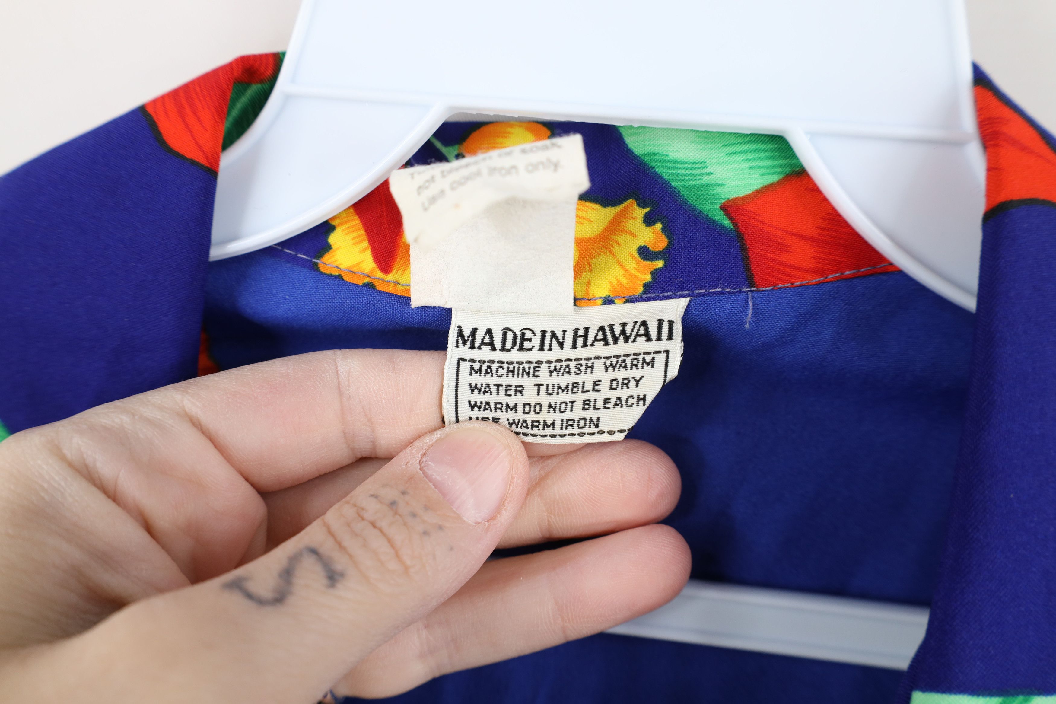 Vintage Vintage 60s Streetwear Flower Camp Collar Button Shirt USA Size US L / EU 52-54 / 3 - 8 Thumbnail