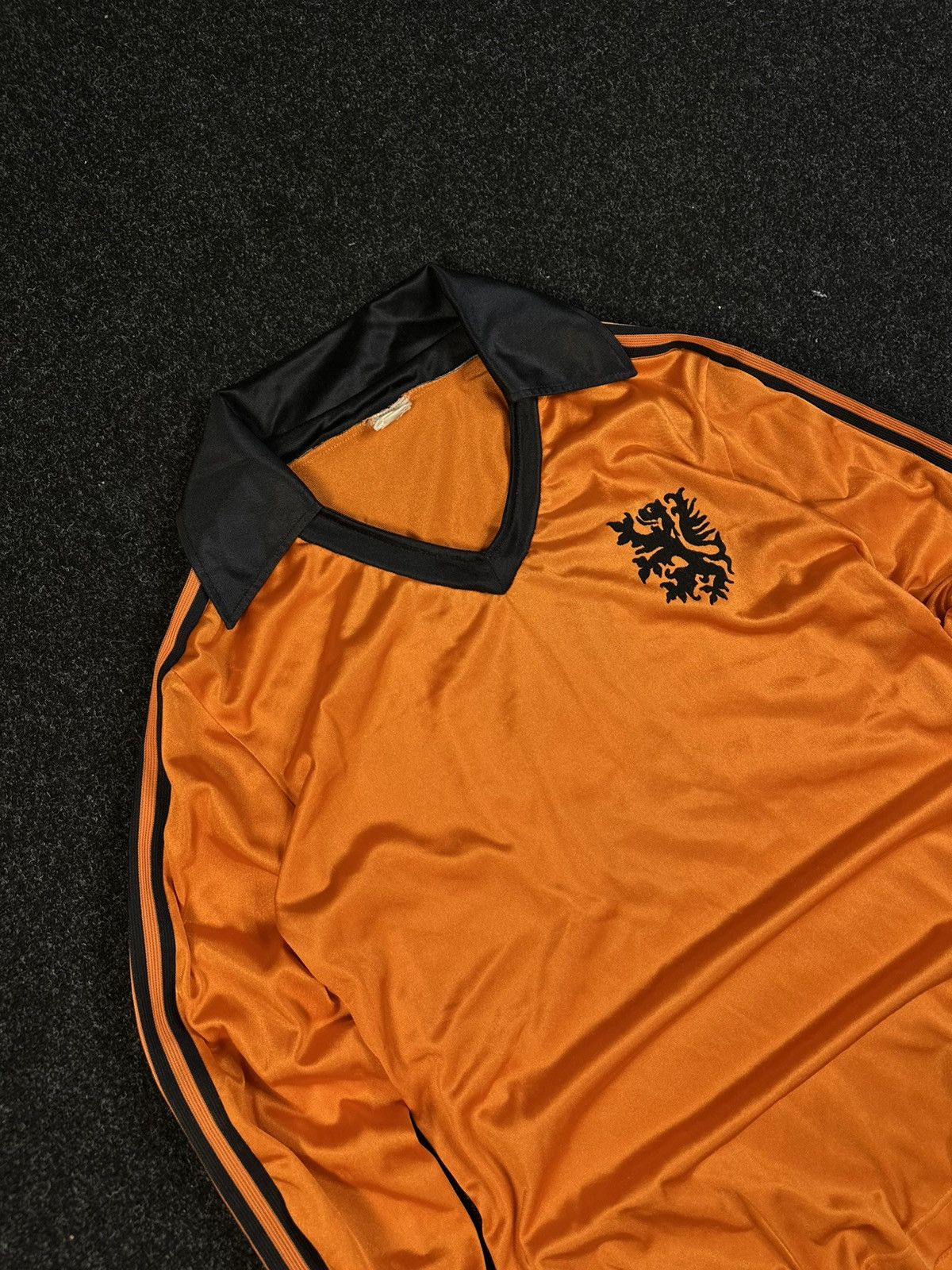 Adidas Holland 1977–1978 Home Football Shirt (Adidas era) Size US L / EU 52-54 / 3 - 4 Thumbnail