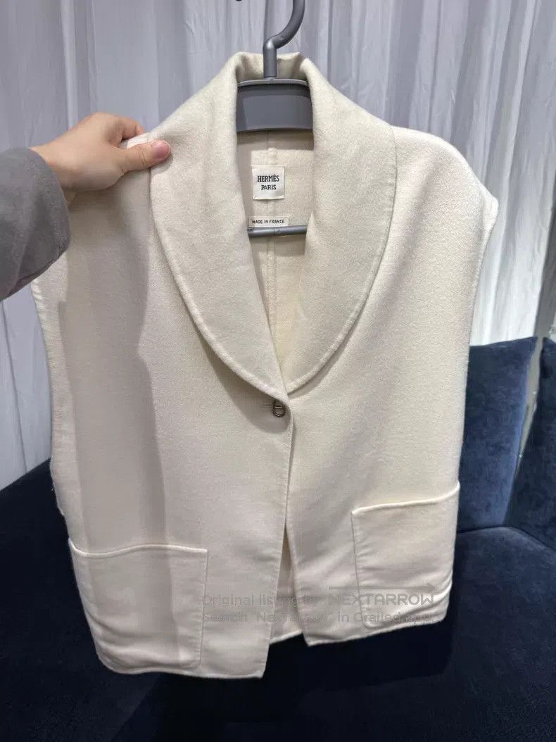 Hermes Hermes Cashmere White Vest Size XXS / US 00 / IT 34 - 1 Thumbnail