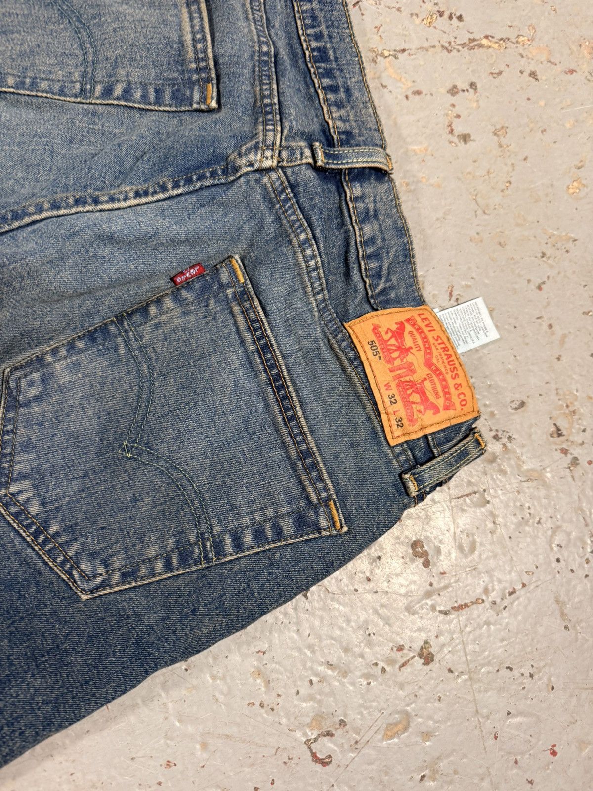Levi's Classic 505 Darkwash Levis Denim Pants Size US 32 / EU 48 - 4 Thumbnail