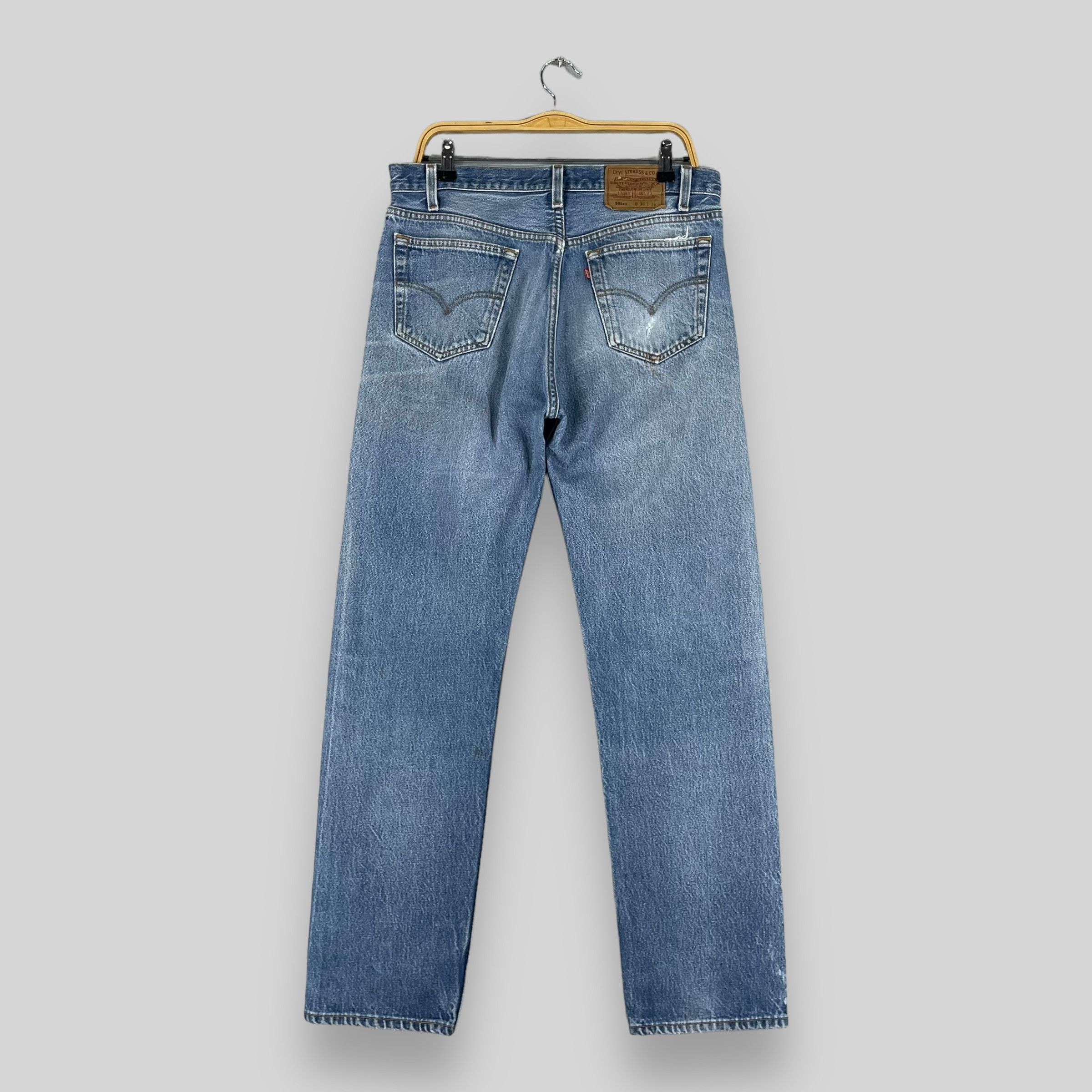 Levi's × Vintage Size 34 Vintage Levis 501xx Distressed Medium Washed Jeans Size US 34 / EU 50 - 9 Thumbnail
