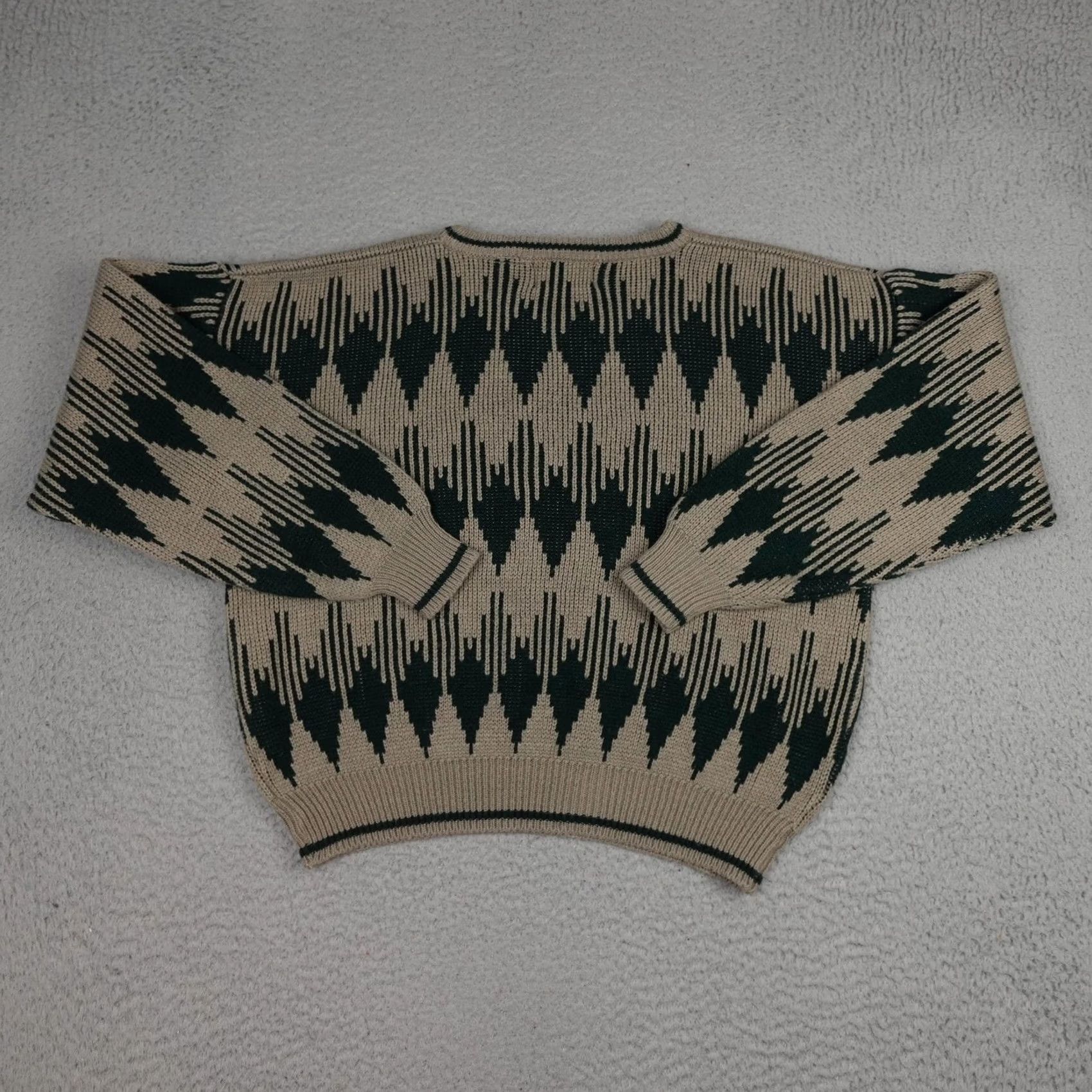 Vintage VINTAGE Rough Cut Mens Geometric Sweater M Green Tan Knit 90s Pullover Crew Neck Size US M / EU 48-50 / 2 - 2 Thumbnail
