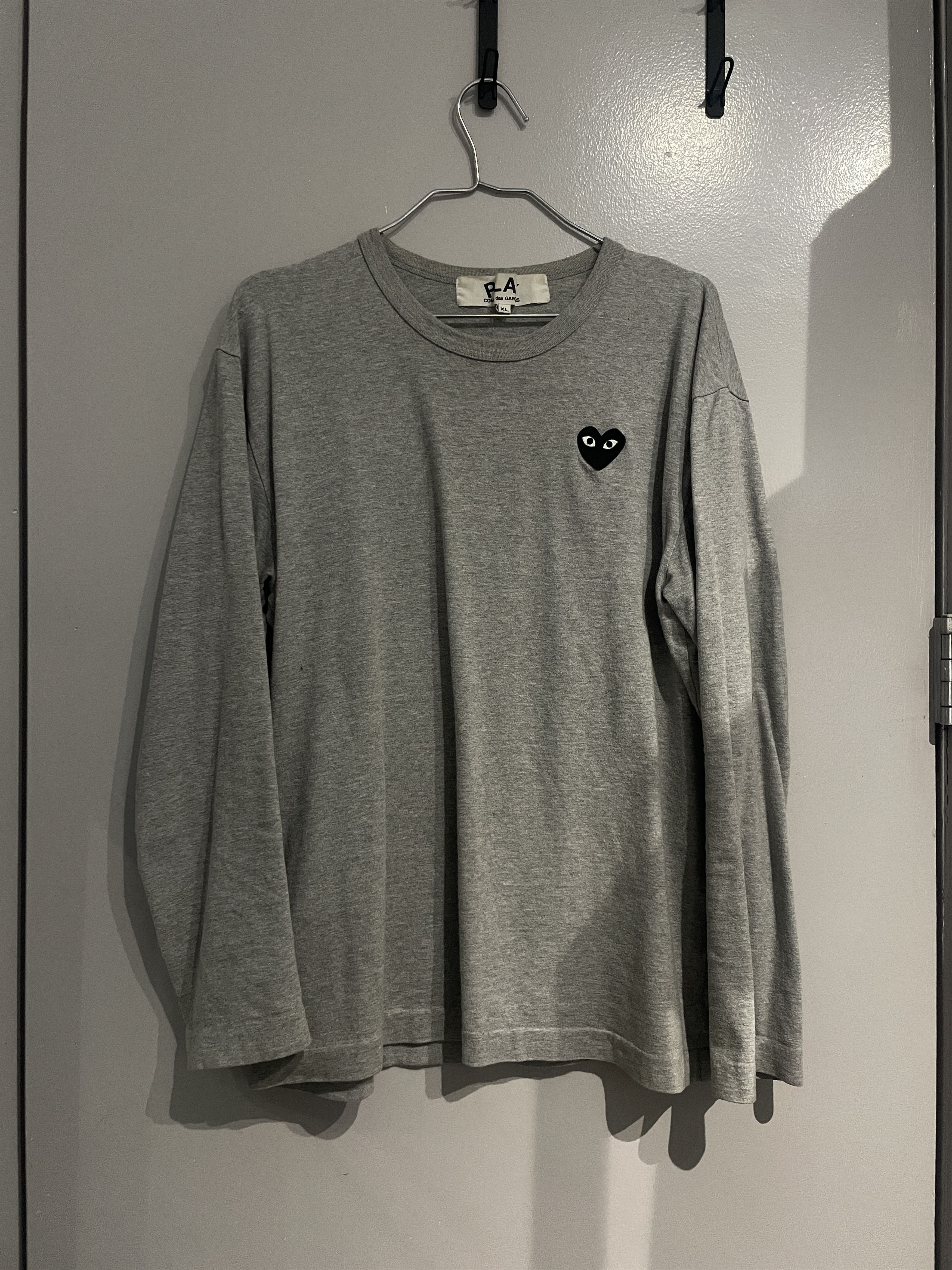 CDG Comme Des Garcons Play Longsleeve Gray Black Heart