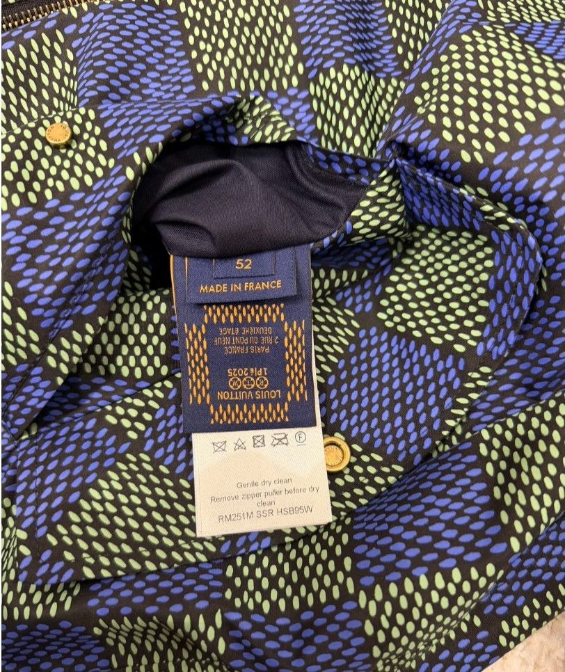 Louis Vuitton Louis Vuitton Reversible Damier Windbreaker Size US L / EU 52-54 / 3 - 4 Thumbnail
