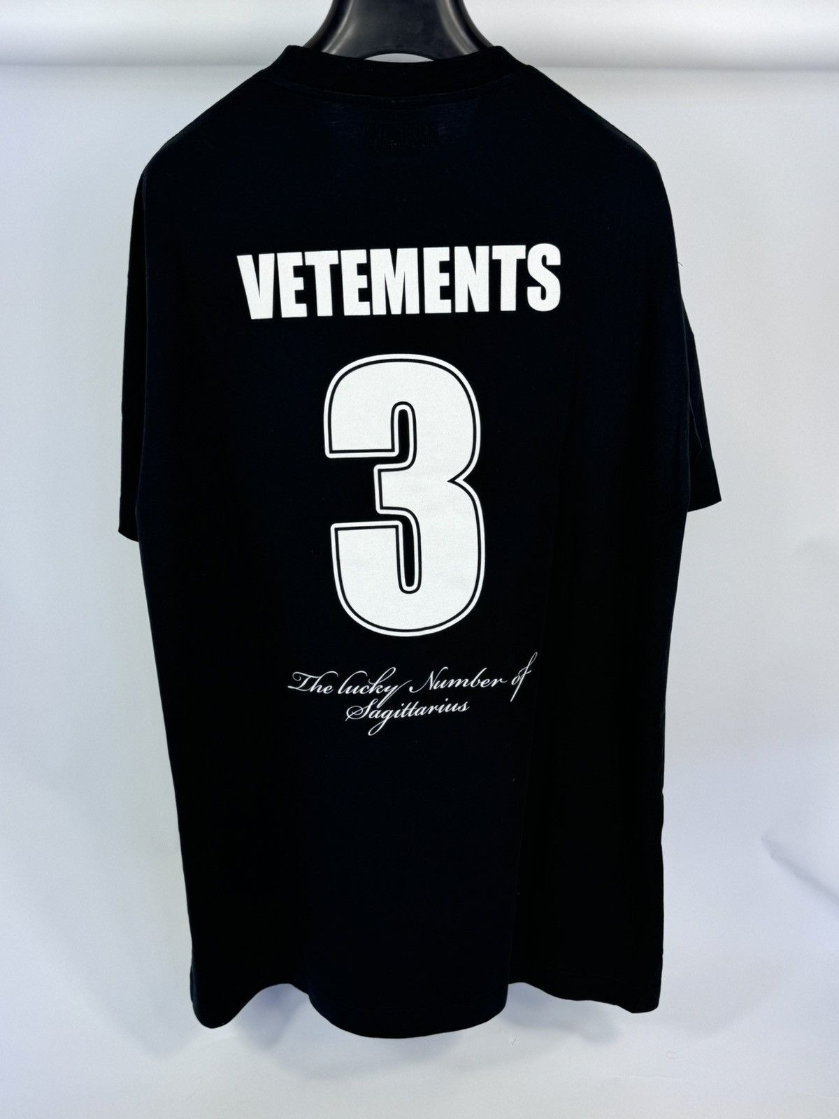 Vetements JUPITER NUMBER 3 PRINT OVERSIZED T-SHIRT Size US XL / EU 56 / 4 - 2 Thumbnail