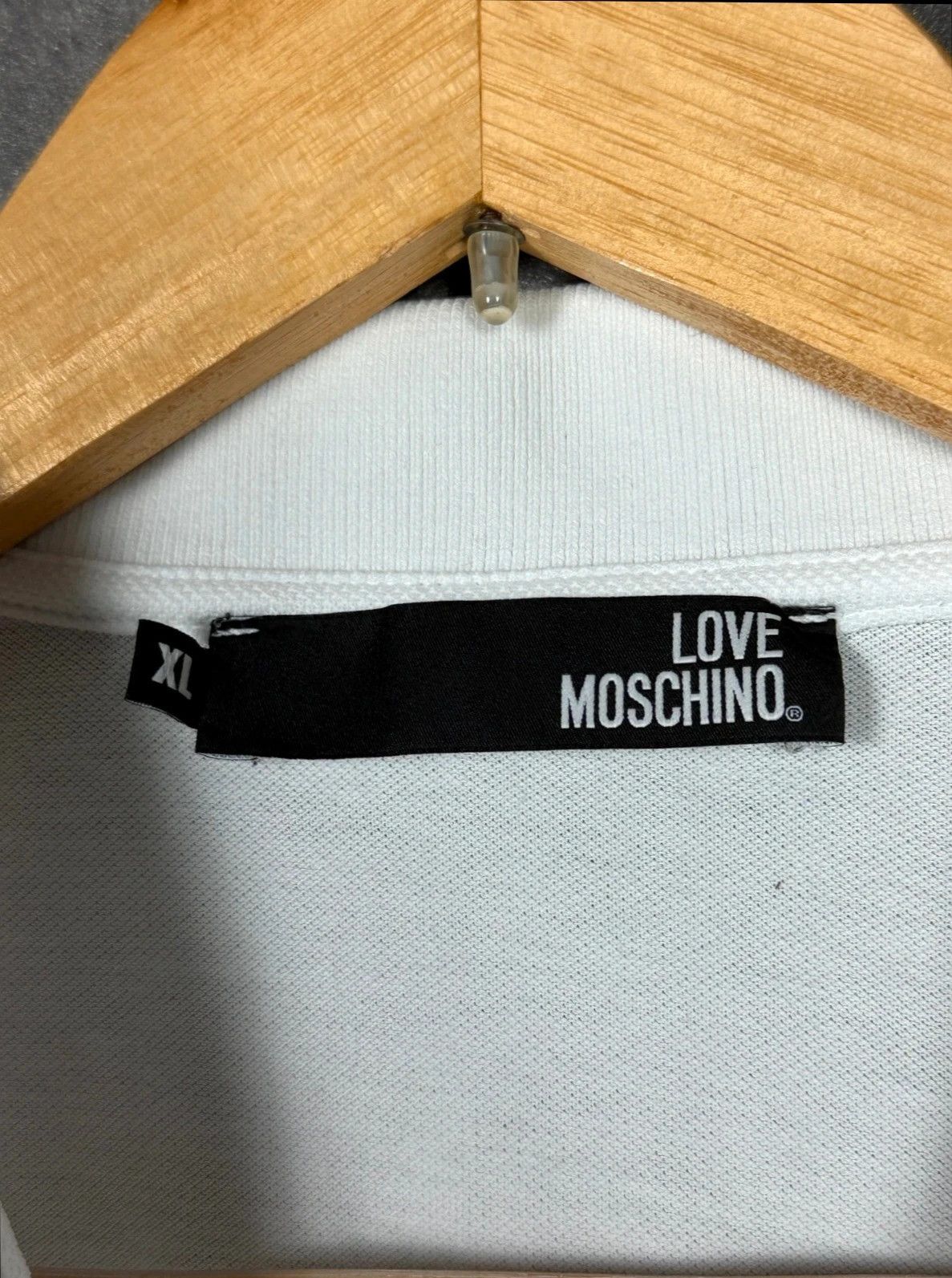 Love Moschino Love Moschino Polo Shirt White Metal Logo Size US XL / EU 56 / 4 - 4 Thumbnail