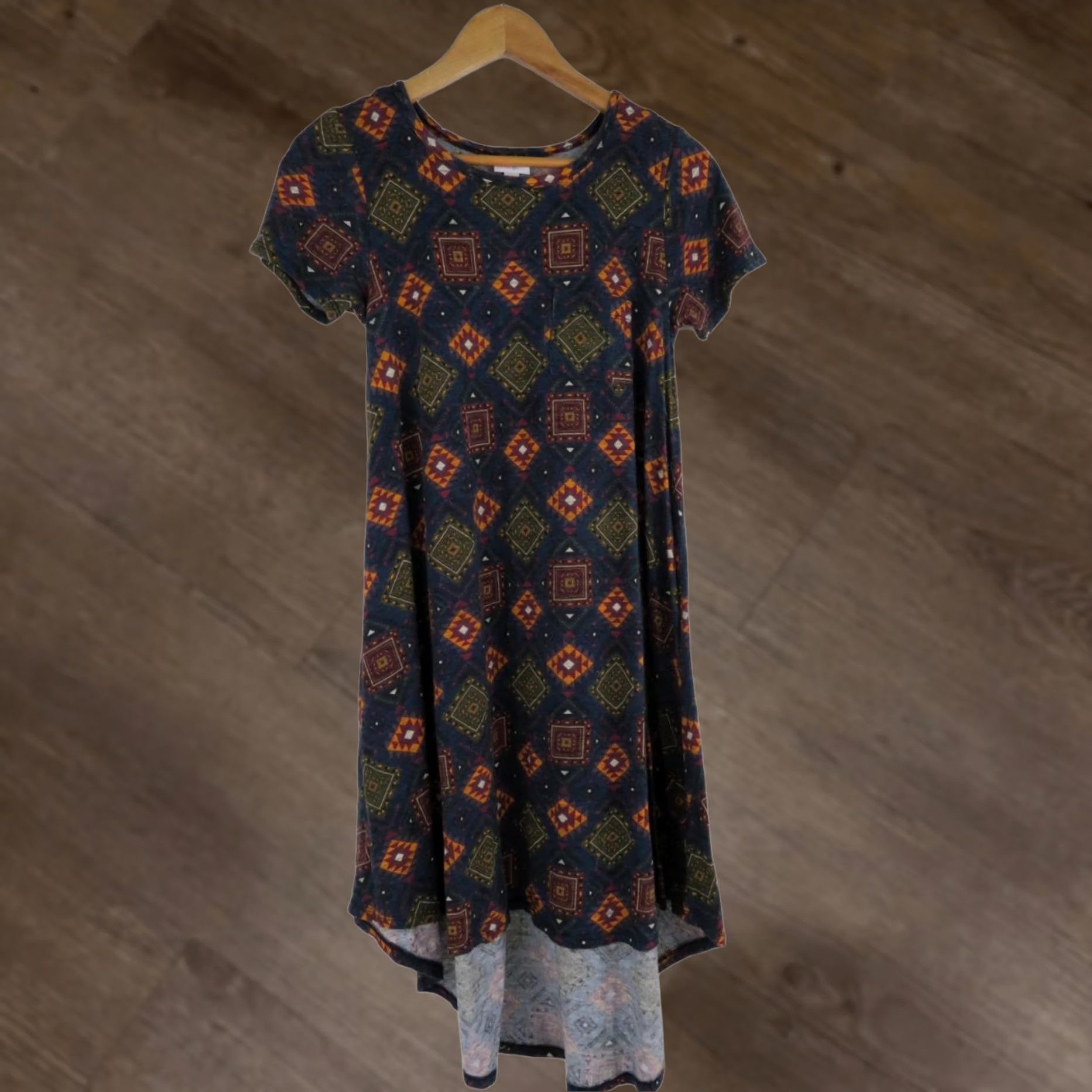 Vintage LuLaRoe Carly Dress 2XS Aztec Geometric Stretch EUC Womens Shirt Dress Size XXS / US 00 / IT 34 - 1 Thumbnail