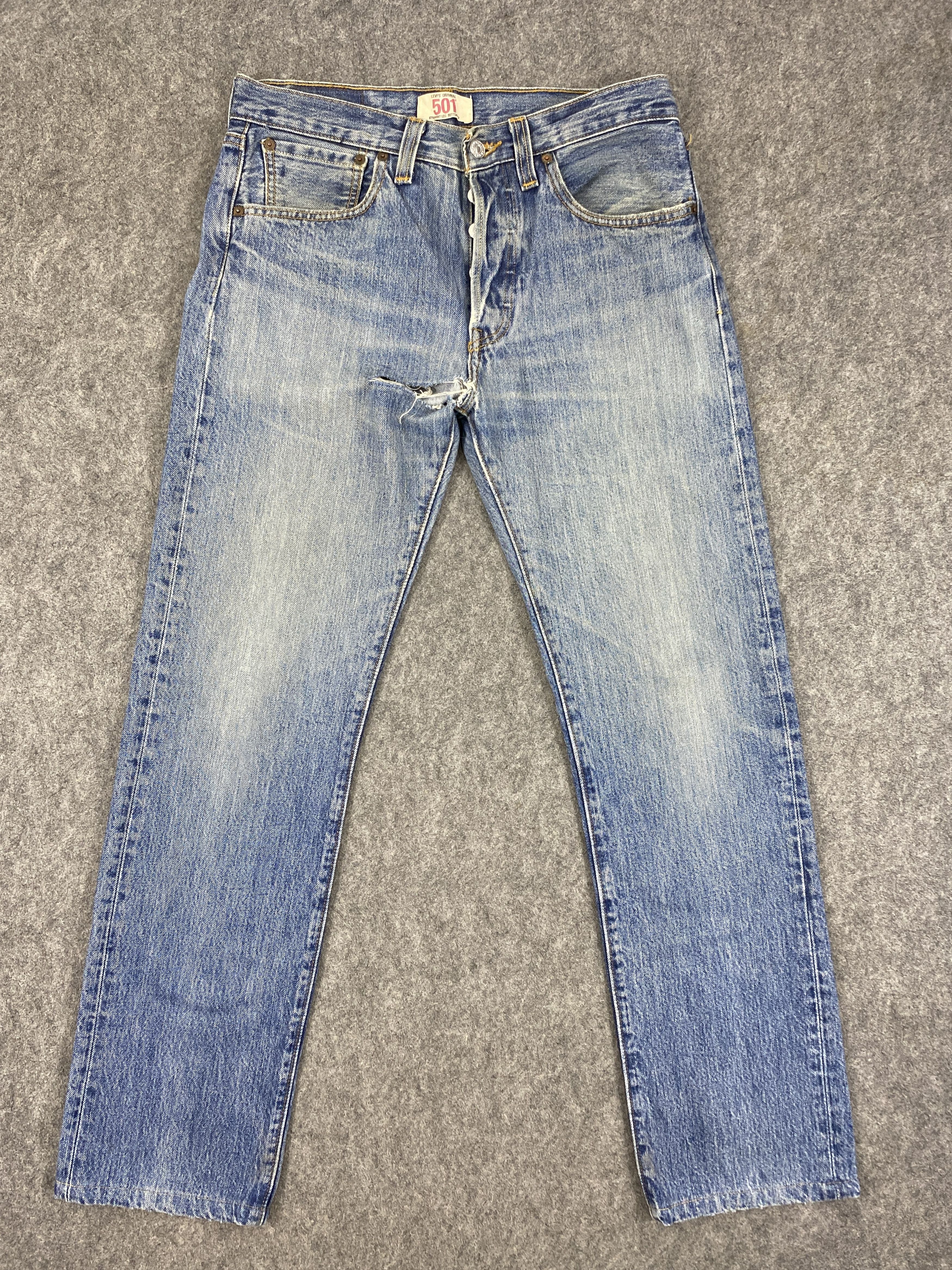 Levi's Distressed Blue Vintage Levi's 501 32x30.5 Denim JN2395 Size US 32 / EU 48 - 1 Thumbnail
