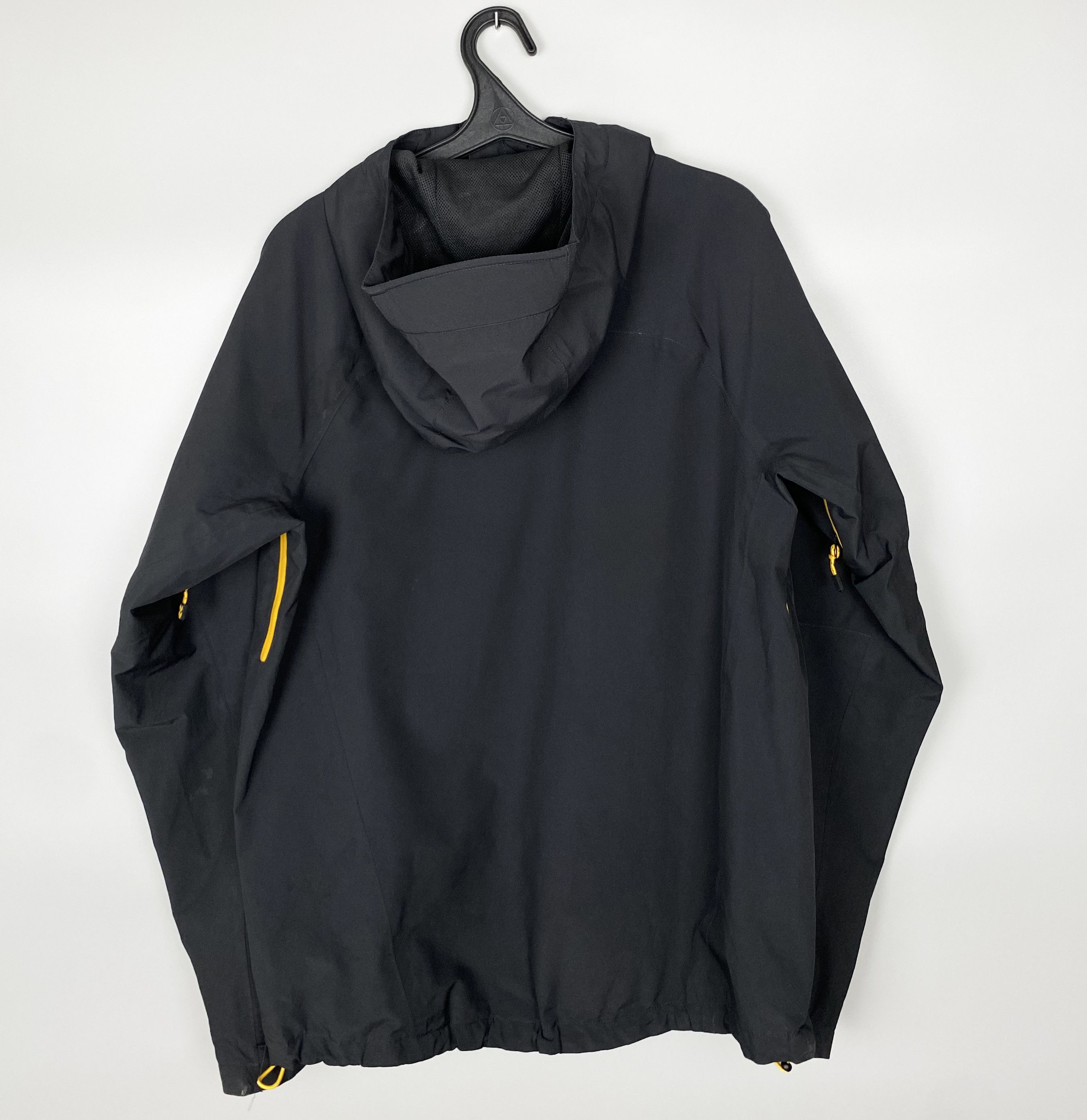 Hummel Hummel Membrane Outdoor Jacket Size US M / EU 48-50 / 2 - 7 Thumbnail
