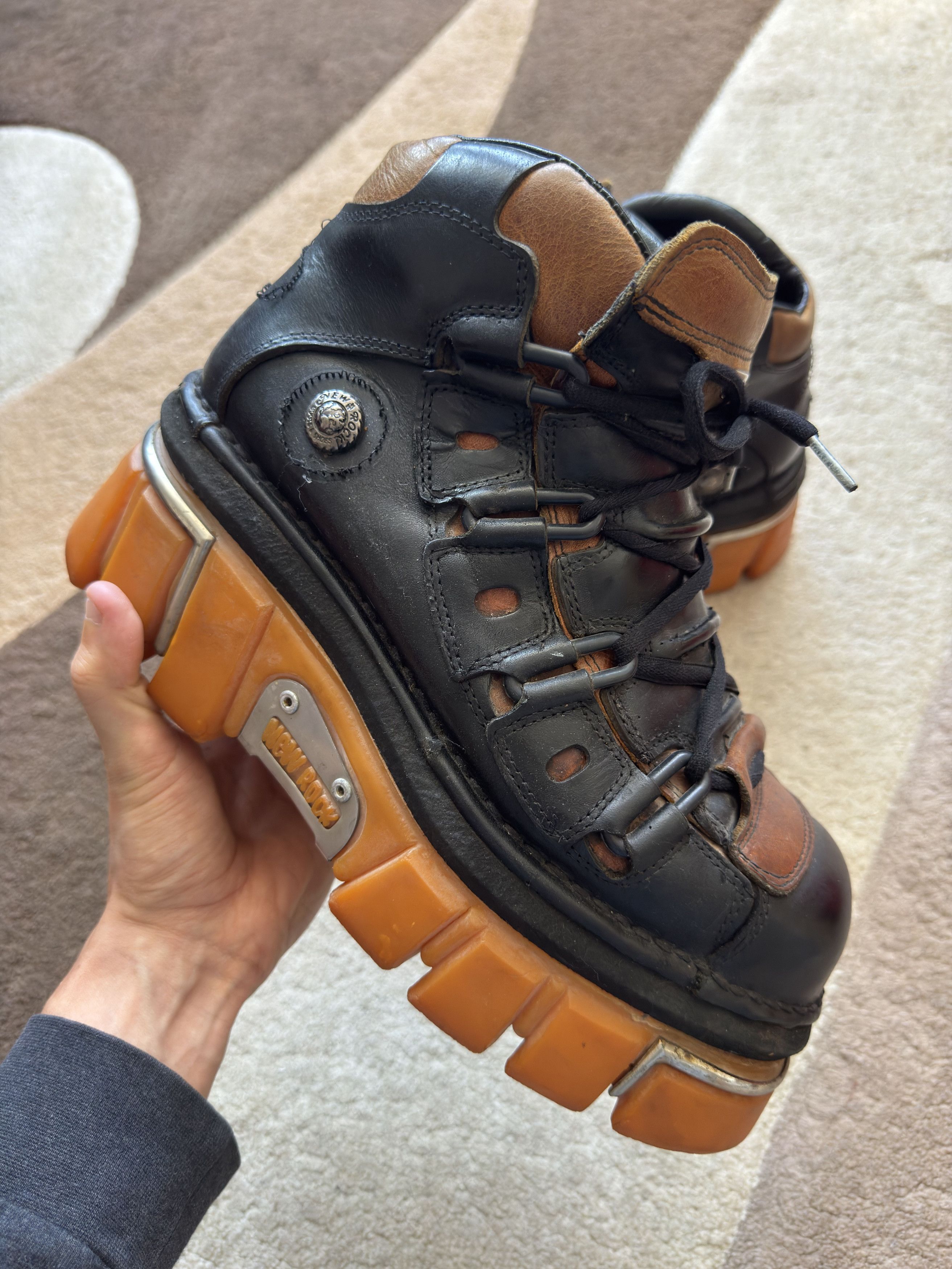 New Rock M.382 Terminator E-14 Ankle Boot Goth Orange in Black, Men's (Size 11) — image 3 of 6