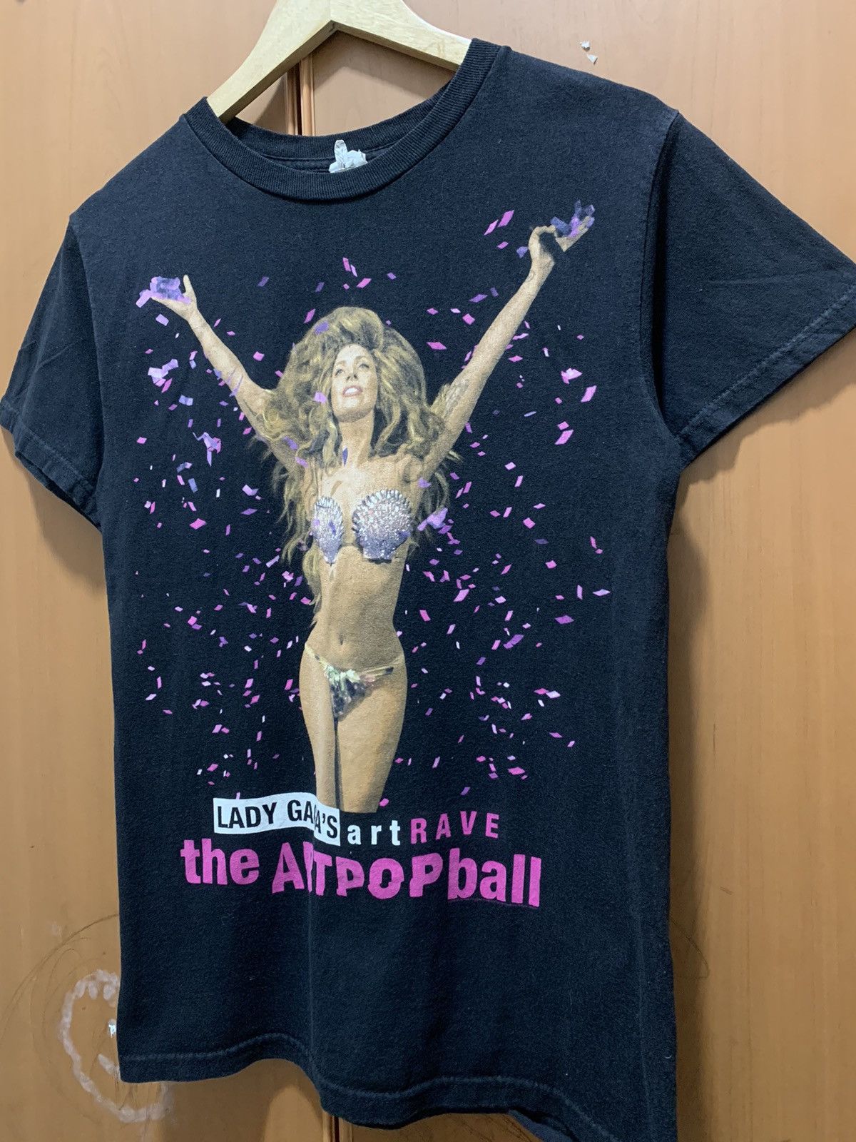 Band Tees Vintage Y2K Lady Gaga's Art Rave Tour Tees Size US S / EU 44-46 / 1 - 3 Thumbnail
