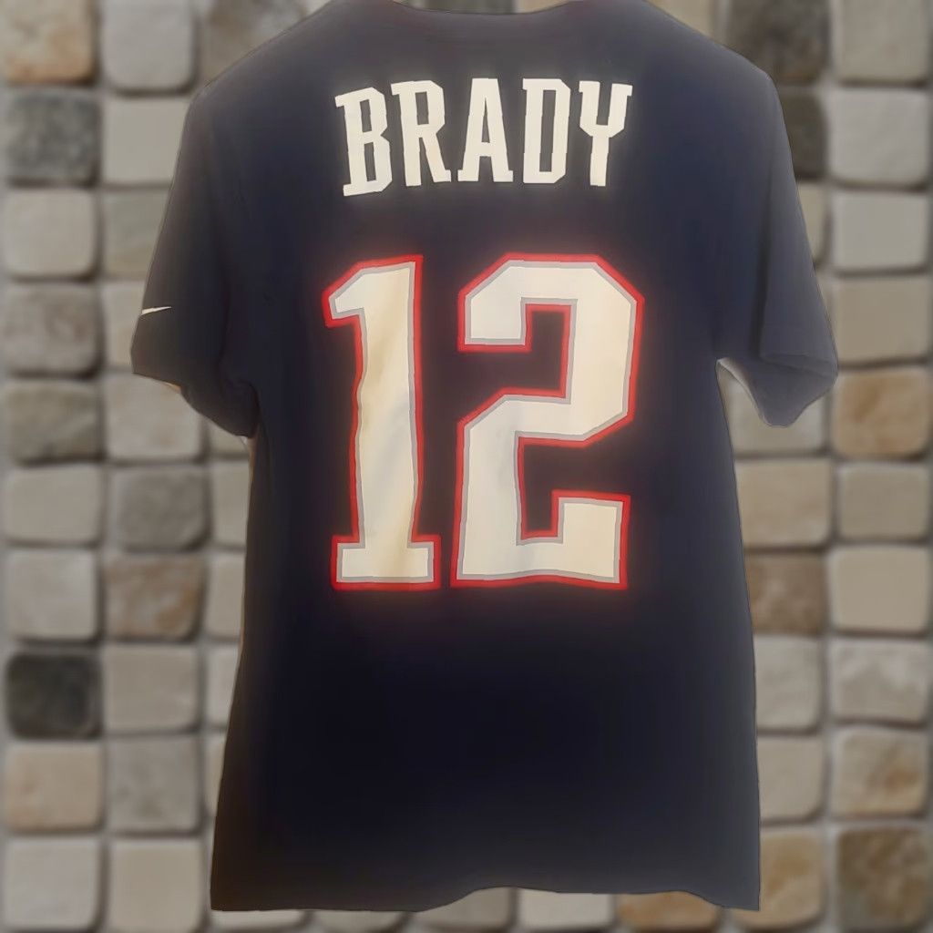 Nike Nike New England Patriots Tom Brady Shirt Small Blue NFL Team Apparel #12 T-Shirt Men Short Sleeve Regular Fit Blue Nike Shirt Mens Tom Brady NFL 12 Size US S / EU 44-46 / 1 - 1 Thumbnail