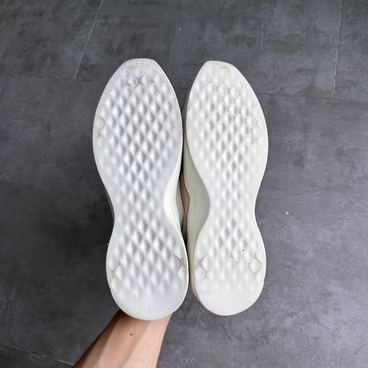 Essentials FEAR OF GOD ESSENTIALS Distance Runner Sneakers Beige/Grey Size US 9 / EU 42 - 10 Thumbnail