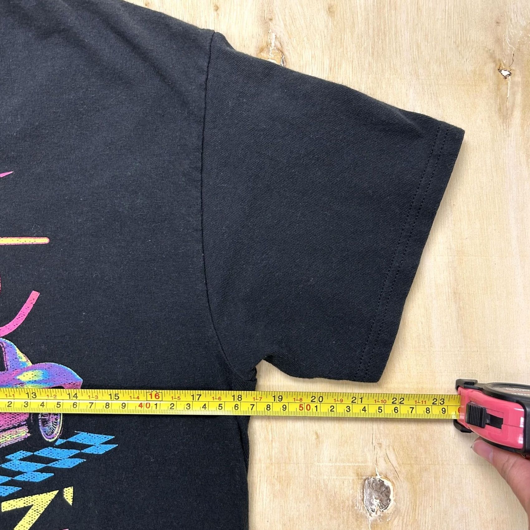 Delta VINTAGE Corvette Delta Shirt Mens Medium Black 67 Neon Car Racing Graphic Tee T-Shirt Size US M / EU 48-50 / 2 - 4 Thumbnail
