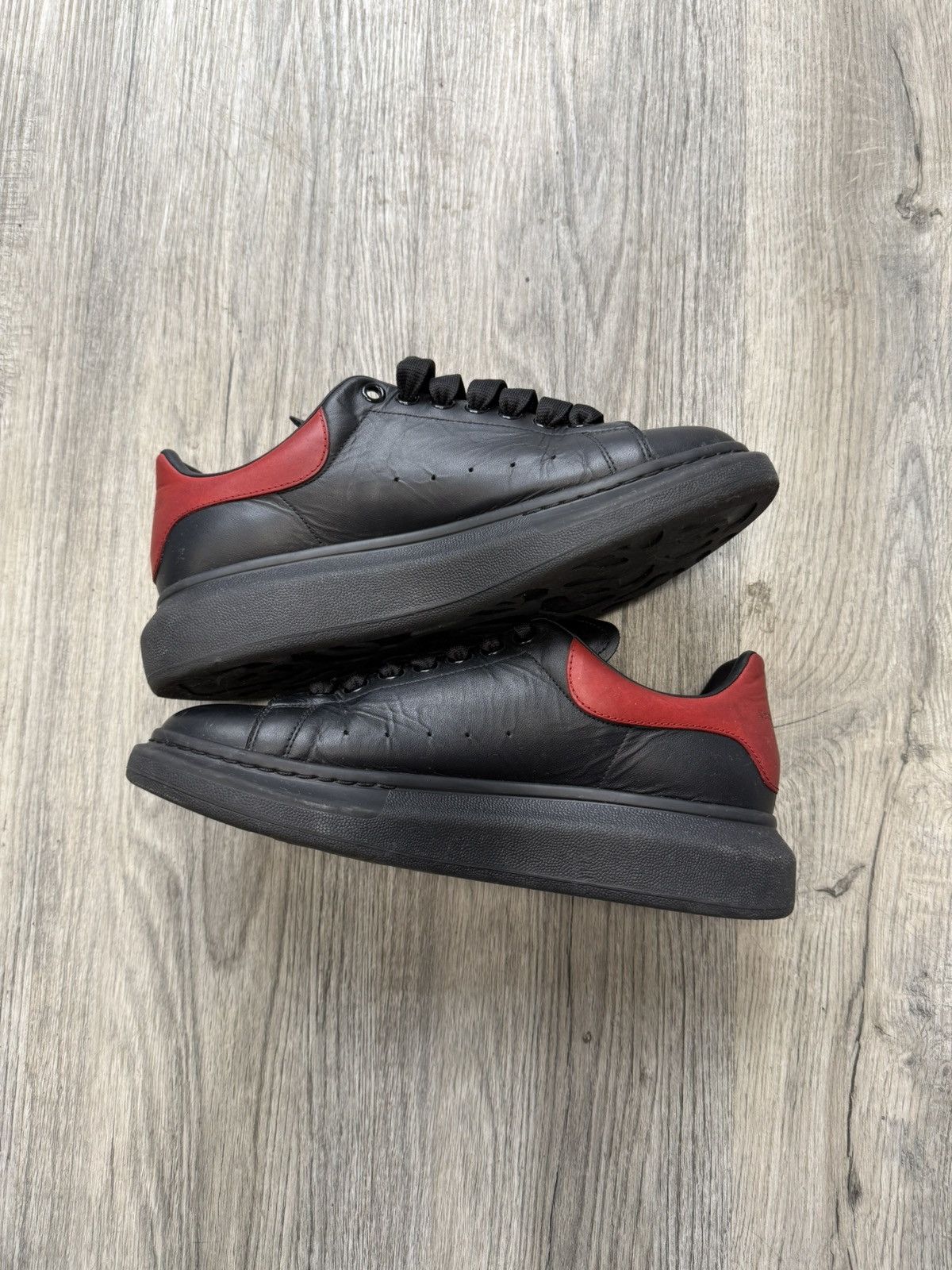 Alexander McQueen Alexander Mcqueen Oversized Sneakers - Black / Red Size US 9 / EU 42 - 4 Thumbnail