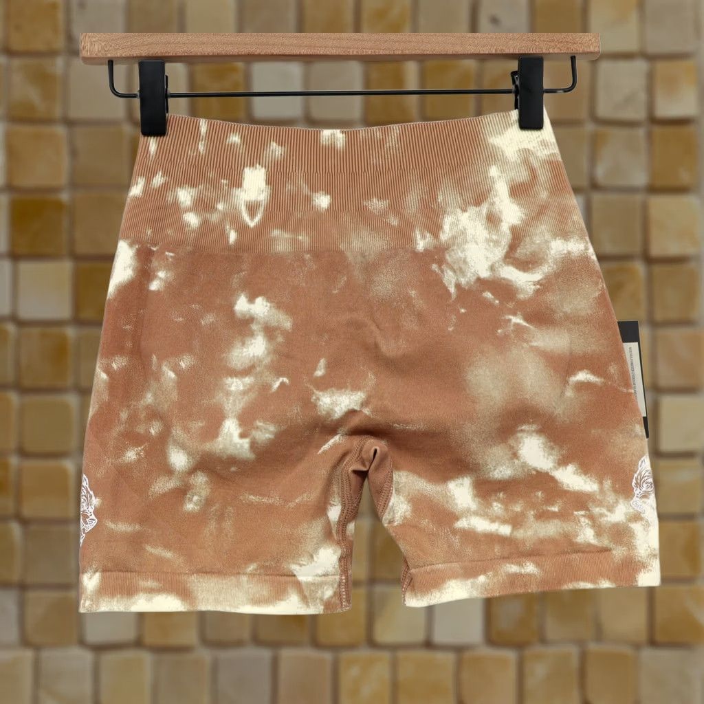 Darc Sport Darc Sport Wolves Forever Everson Seamless Shorts Desert Rose Cream Sz S NEW Brown Nylon, Spandex 4" Inseam Breathable Athletic Womens Shorts Size 28" / US 6 / IT 42 - 1 Thumbnail