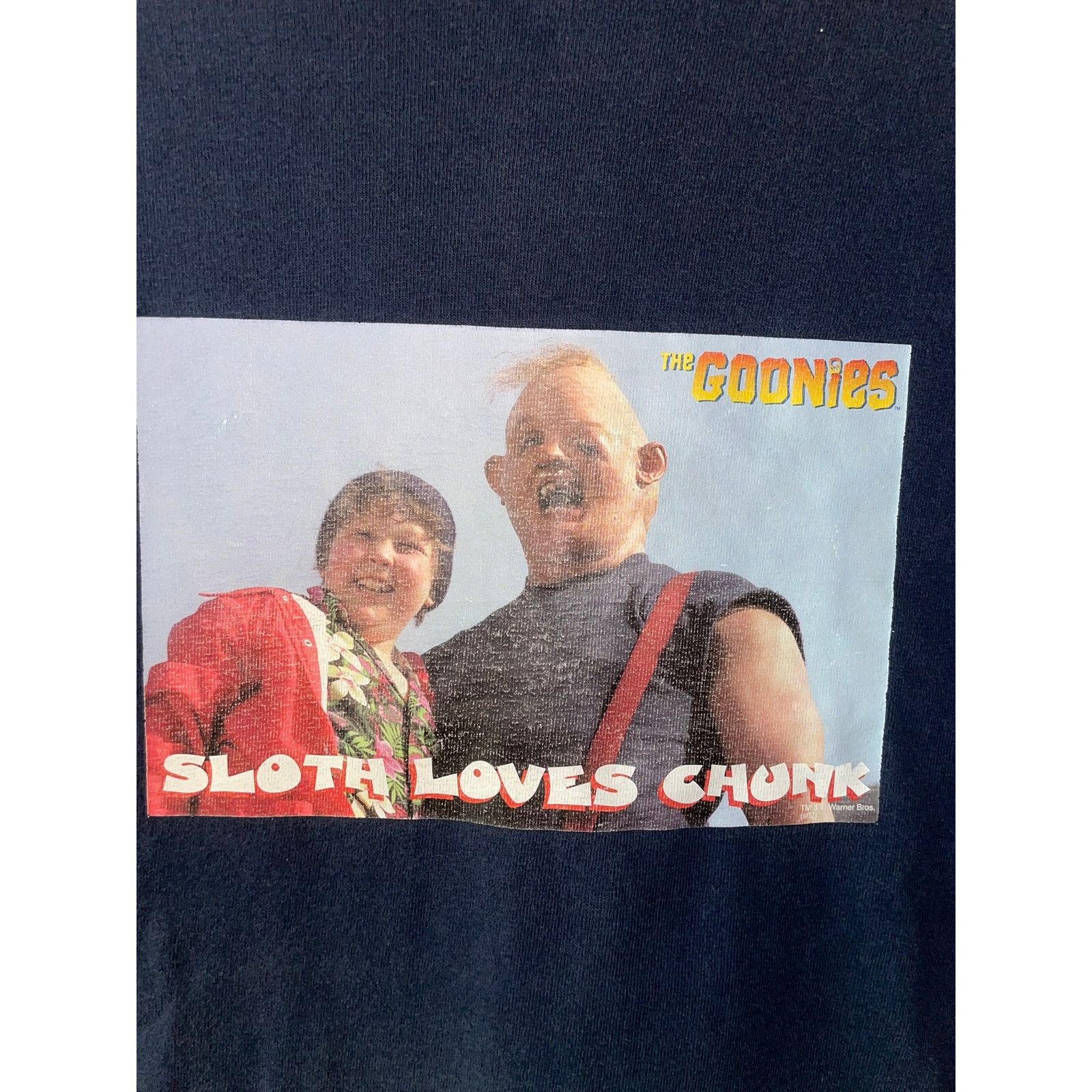 Warner Bros Vintage The Goonies Shirt Sloth Loves Chunk Box Logo Tee M Size US M / EU 48-50 / 2 - 2 Thumbnail