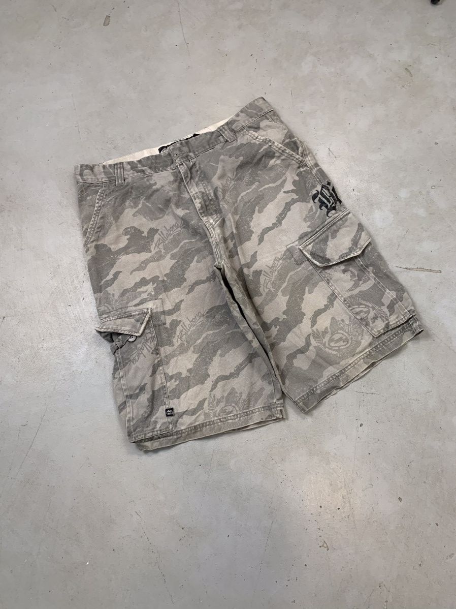 Vintage Crazy Vintage billa bong embroidered camo. Cargo Size US 34 / EU 50 - 1 Thumbnail