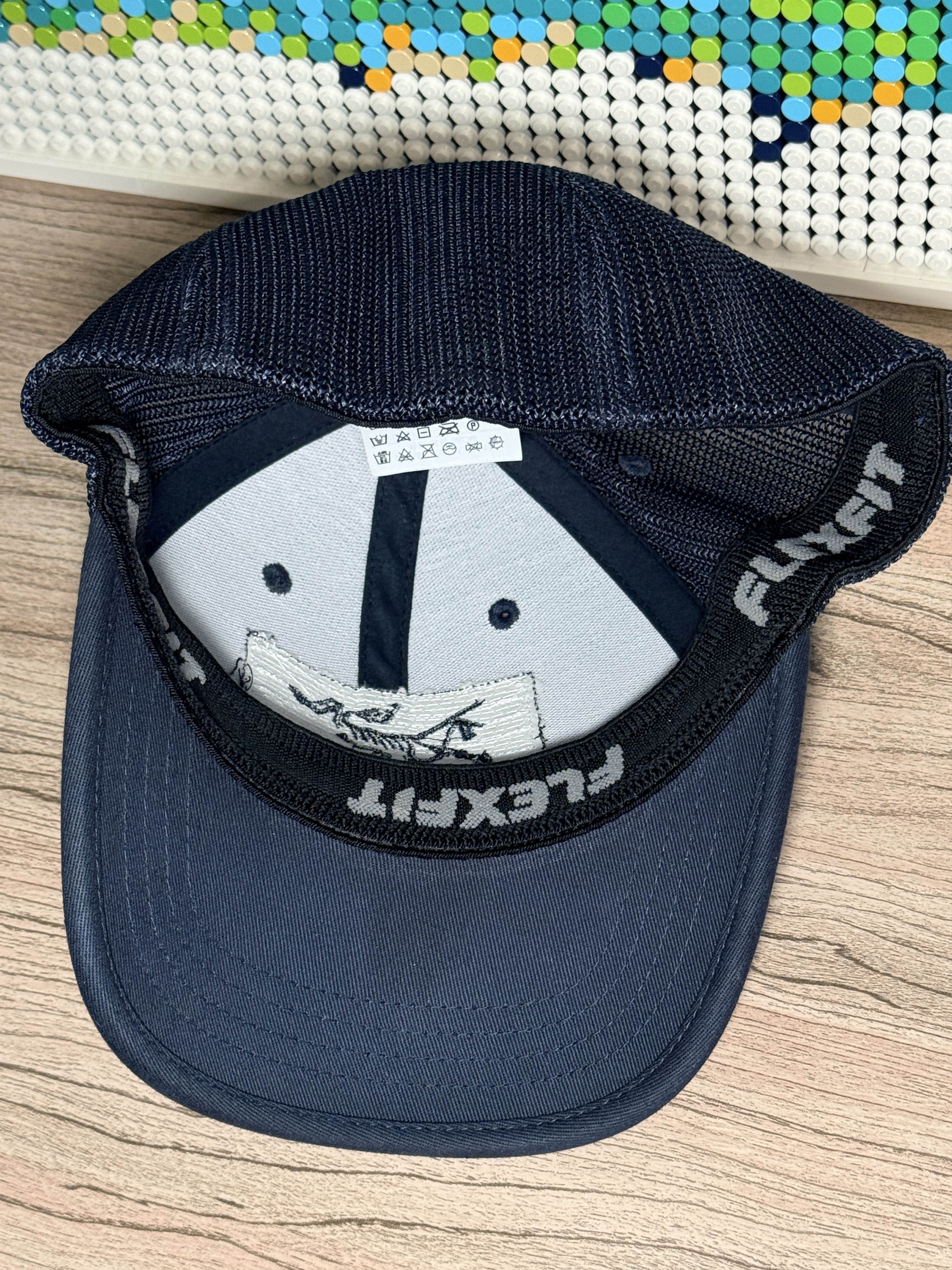 Arc'teryx ARCTERYX LEAF BAC Embroidered Bird Flexfit Trucker Cap Hat Size ONE SIZE - 6 Thumbnail