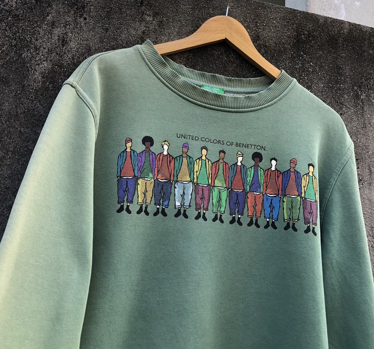 Vintage VTG THRASHED United Colours Of Benetton Crewneck Sweatshirt Size US S / EU 44-46 / 1 - 3 Thumbnail