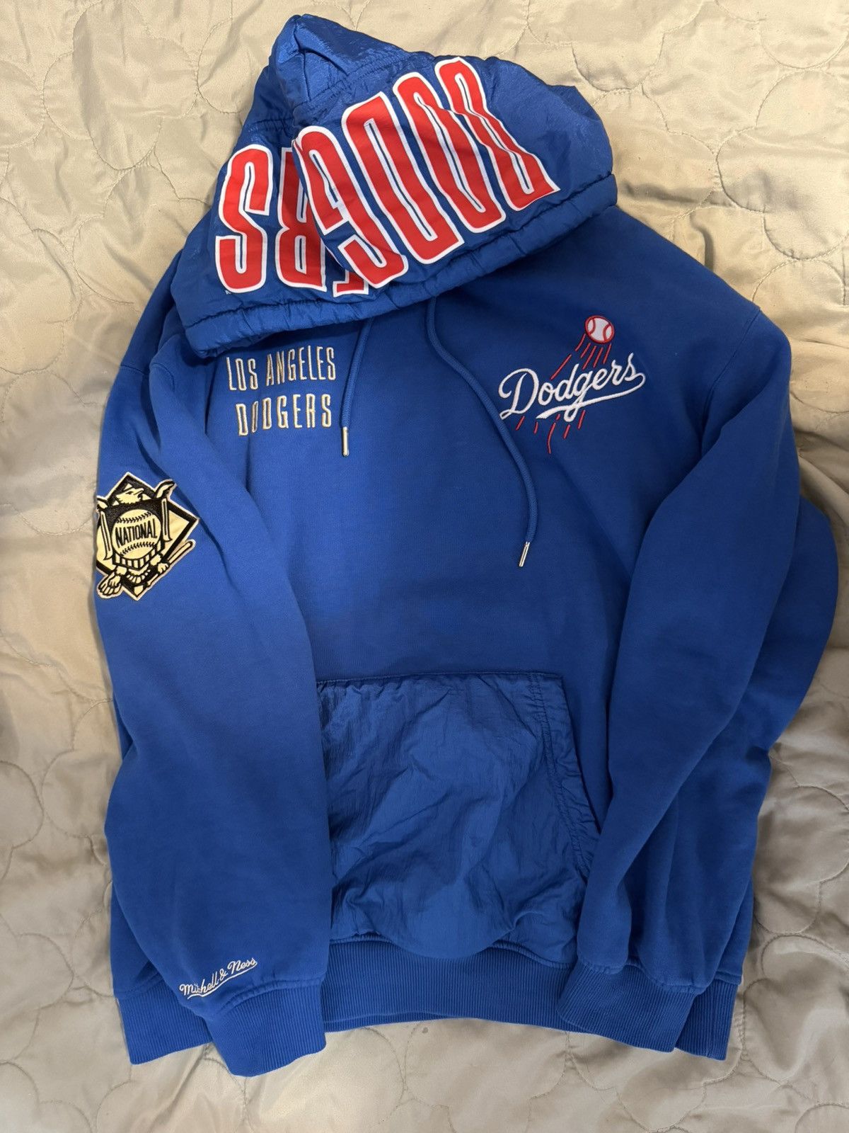 Mitchell & Ness Mitchell & Ness OG 2.0 Hoodie Vintage LA Dodgers Men's Sz L Size US L / EU 52-54 / 3 - 1 Thumbnail