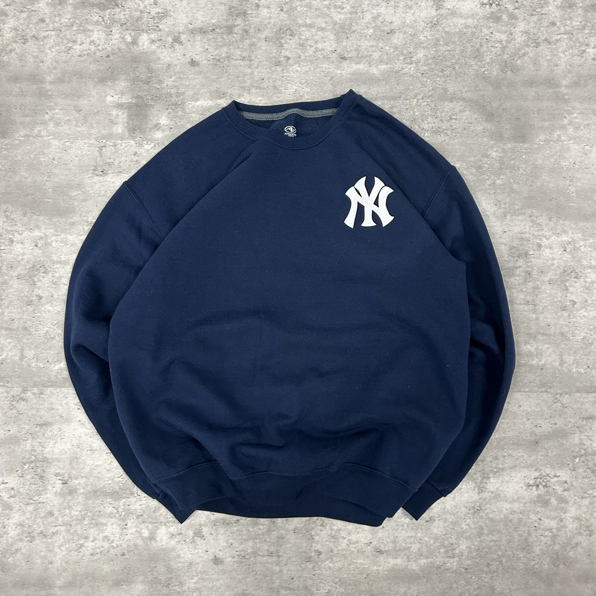 New York Yankees Vintage New York Yankees Crewneck sweatshirt sz large Size US L / EU 52-54 / 3 - 1 Thumbnail