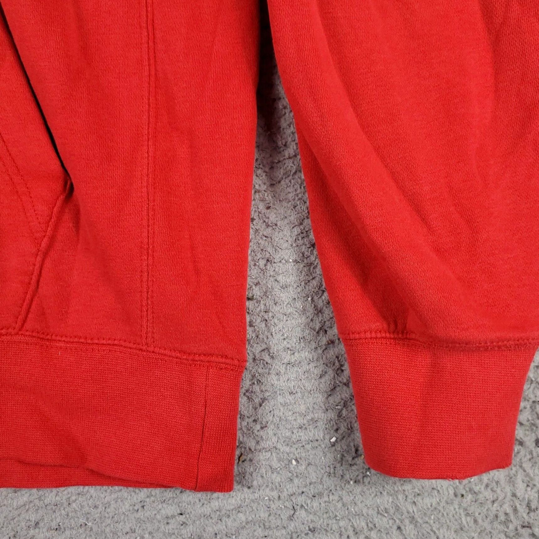 Nike VINTAGE Nike Hoodie Pullover Mens Medium Red Logo Sweatshirt Sportswear Casual Size US M / EU 48-50 / 2 - 4 Thumbnail