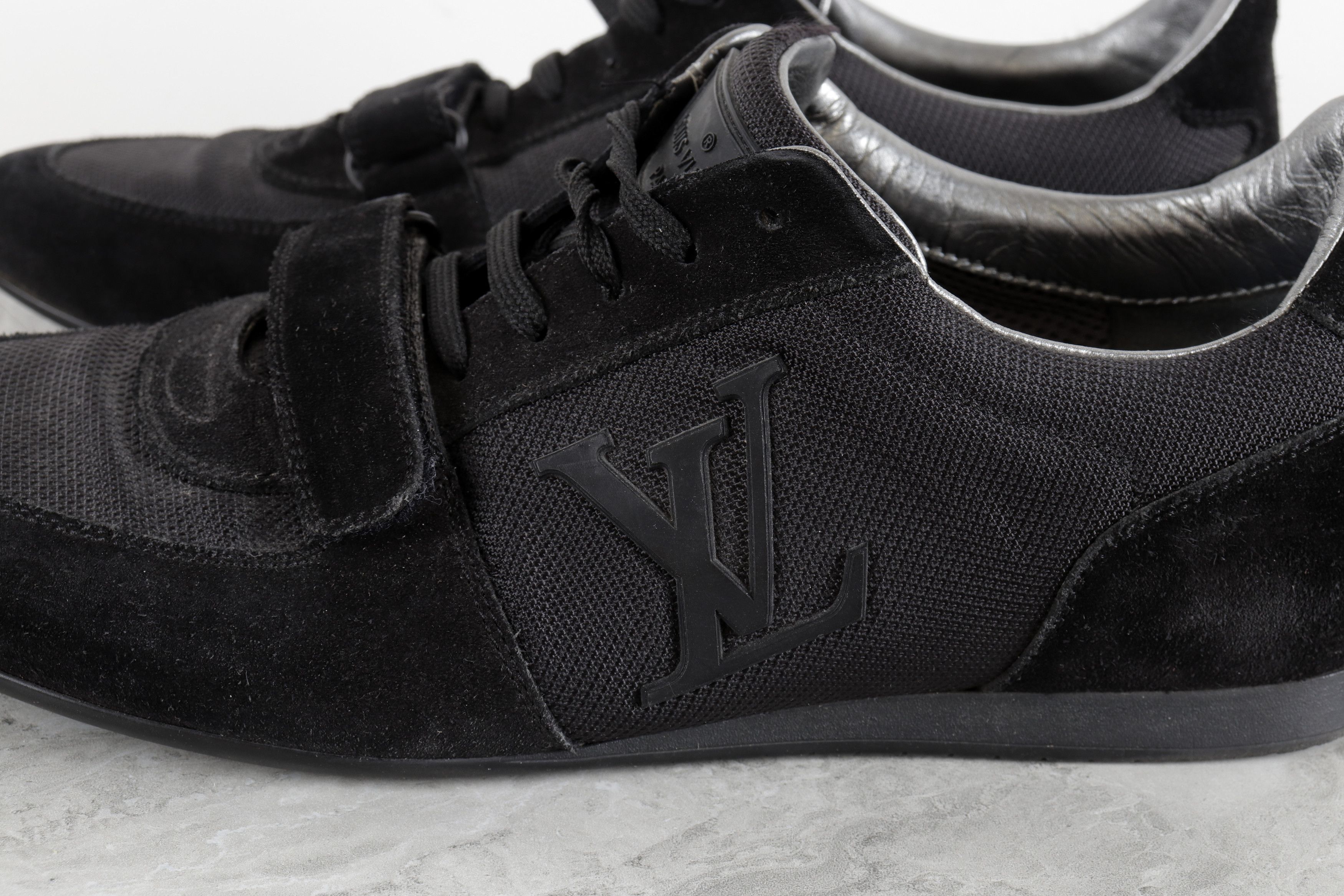 Louis Vuitton Louis Vuitton Black Canvas Suede Sneakers Size US 9.5 / EU 42-43 - 8 Thumbnail