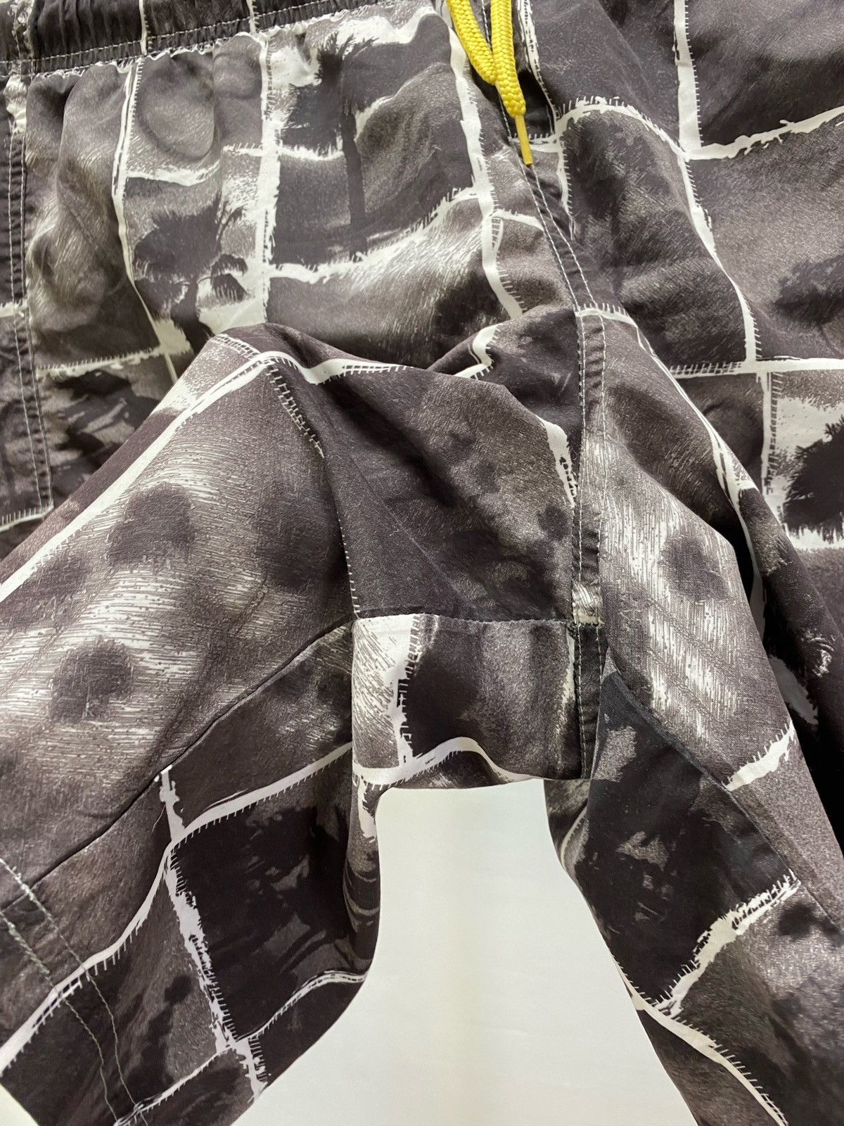 Ocean Pacific × Vintage Vintage Y2K Ocean Pacific Hurricane Shorts Size US 32 / EU 48 - 7 Thumbnail