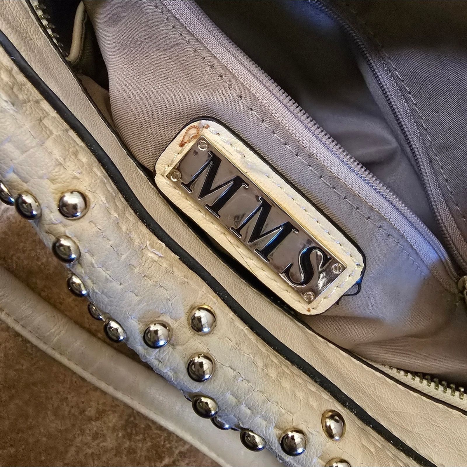 Other Beige Gold Studded MMS Handbag Size ONE SIZE - 5 Thumbnail