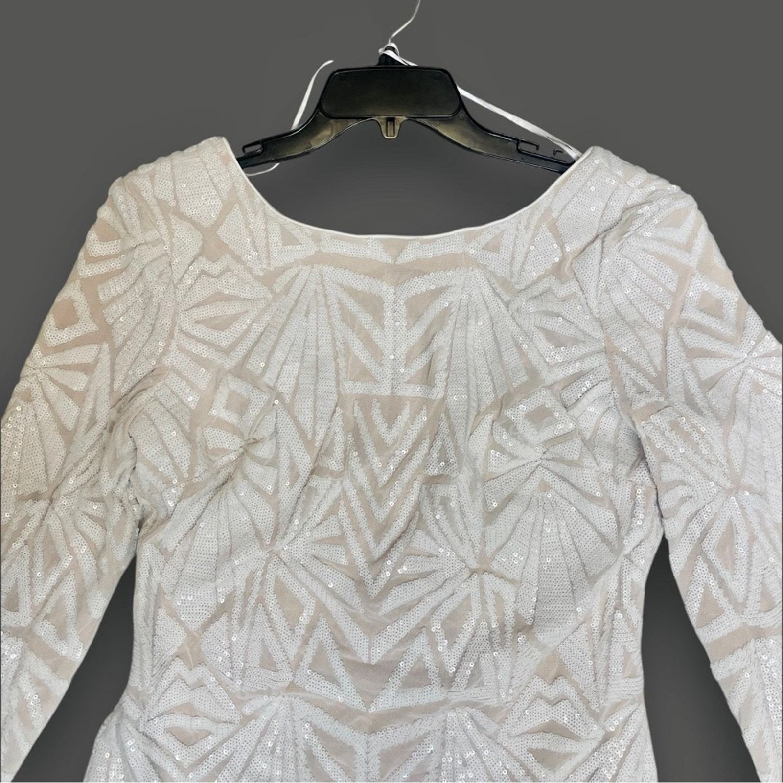 Dress the Population Dress the Population Emery Long Sleeve Sequin Dress in White Size XL / US 12-14 / IT 48-50 - 8 Thumbnail