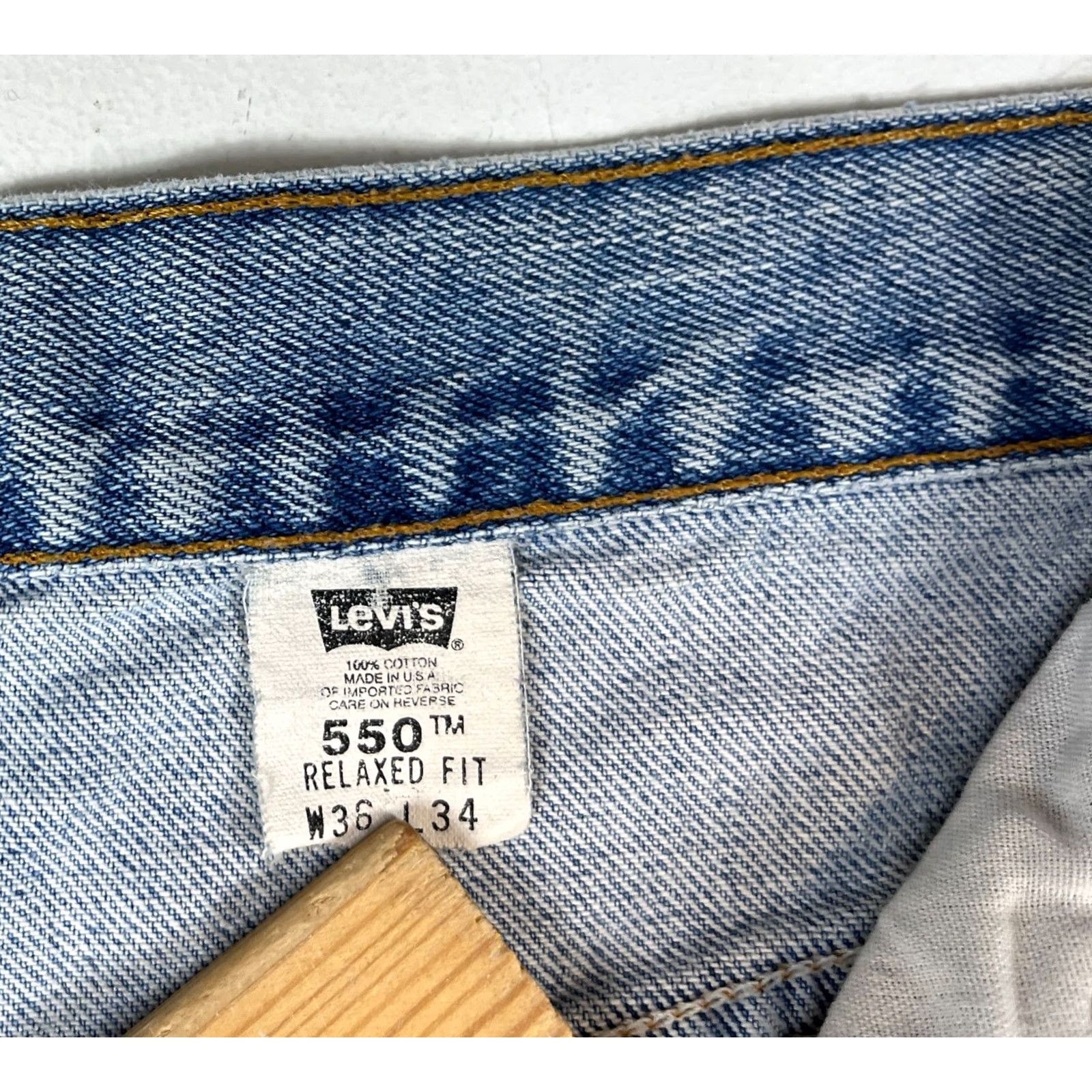 Levi's Levi's 550 Jeans Relaxed Fit Denim Blue 34x33 5-Pocket Vintage Made in USA Mens jeans Size US 34 / EU 50 - 7 Thumbnail