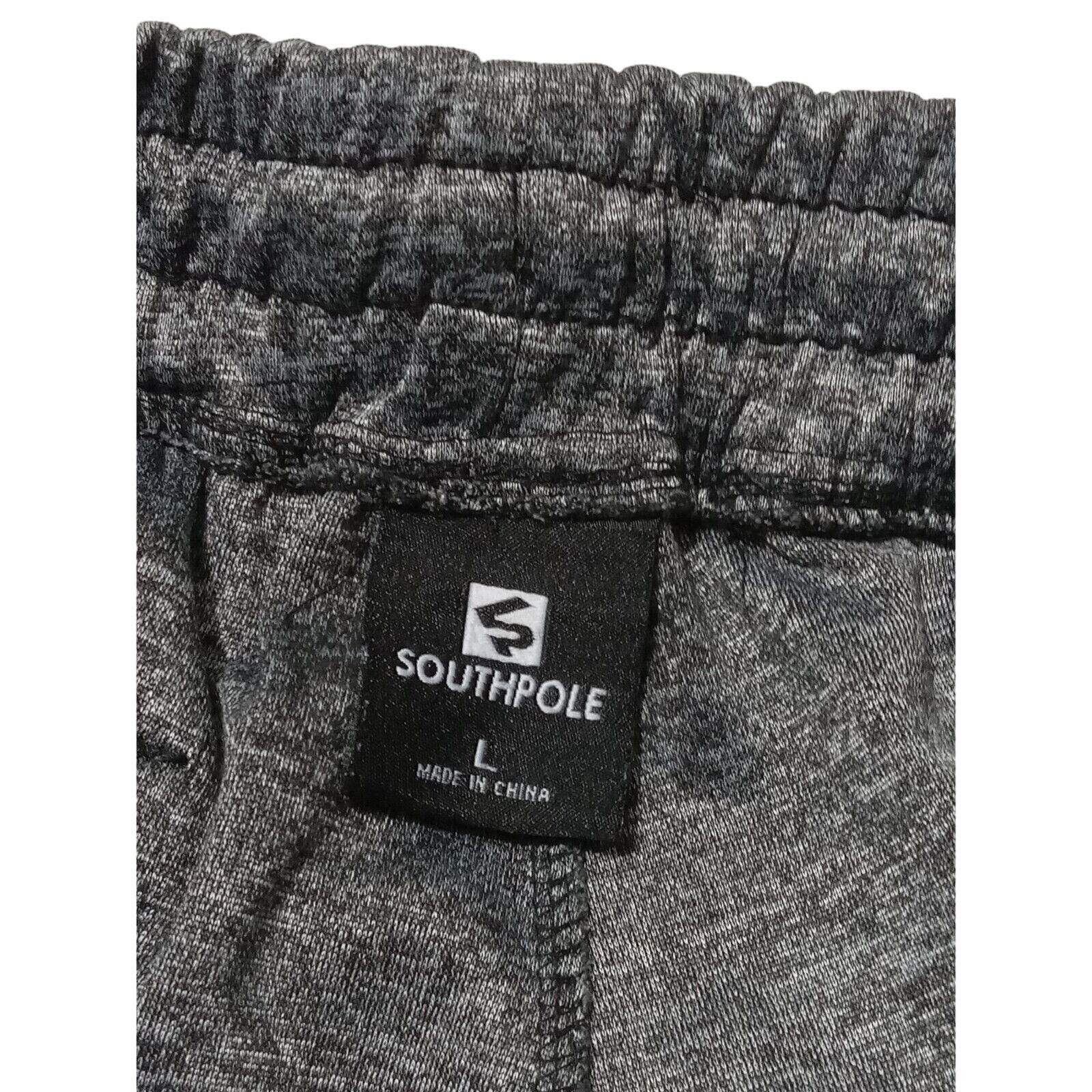 Southpole Southpole Fleece Shorts L Casualwear Drawstring Gray Pocket Size US 32 / EU 48 - 5 Thumbnail